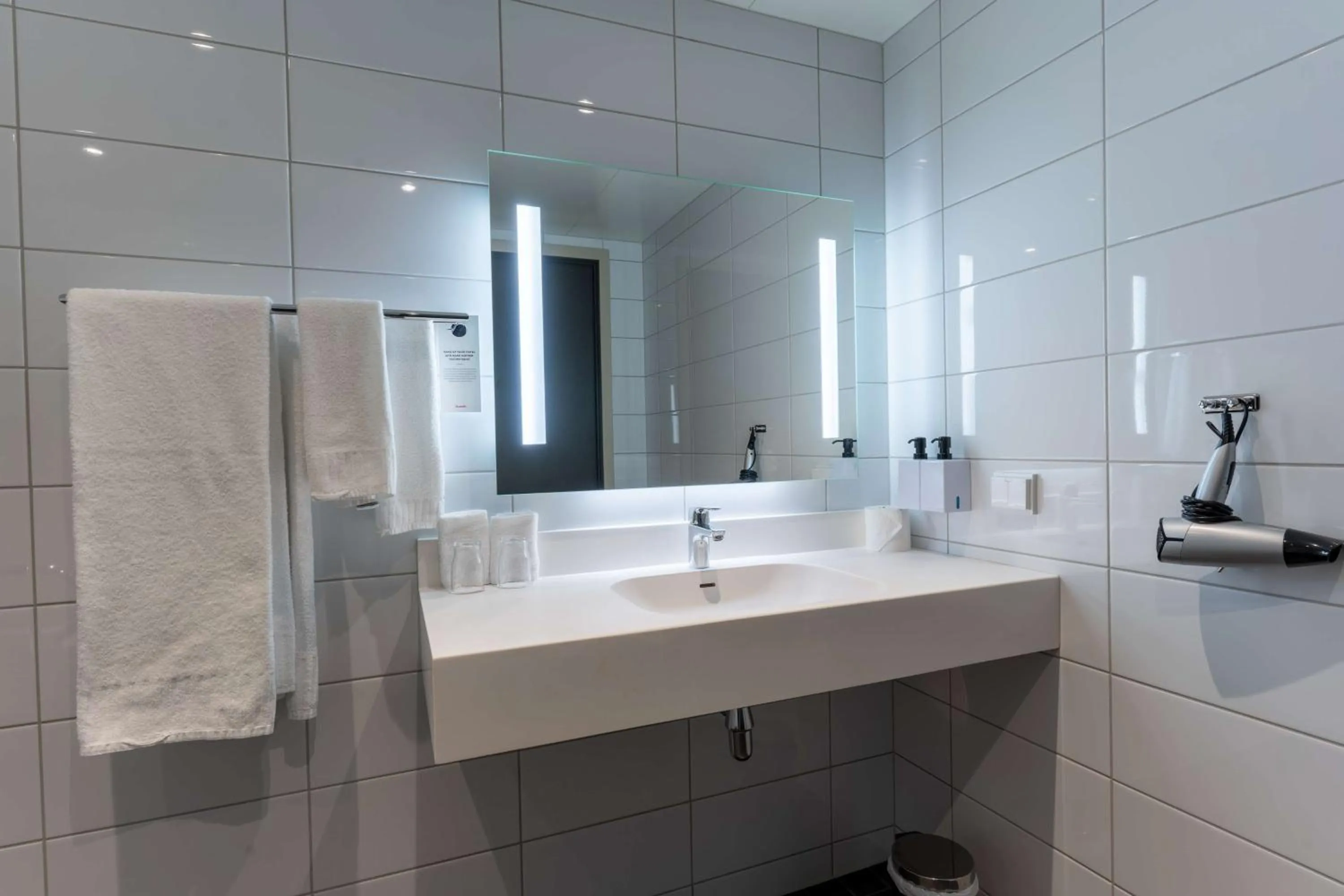 Photo of the whole room in Scandic Grand Tromsø