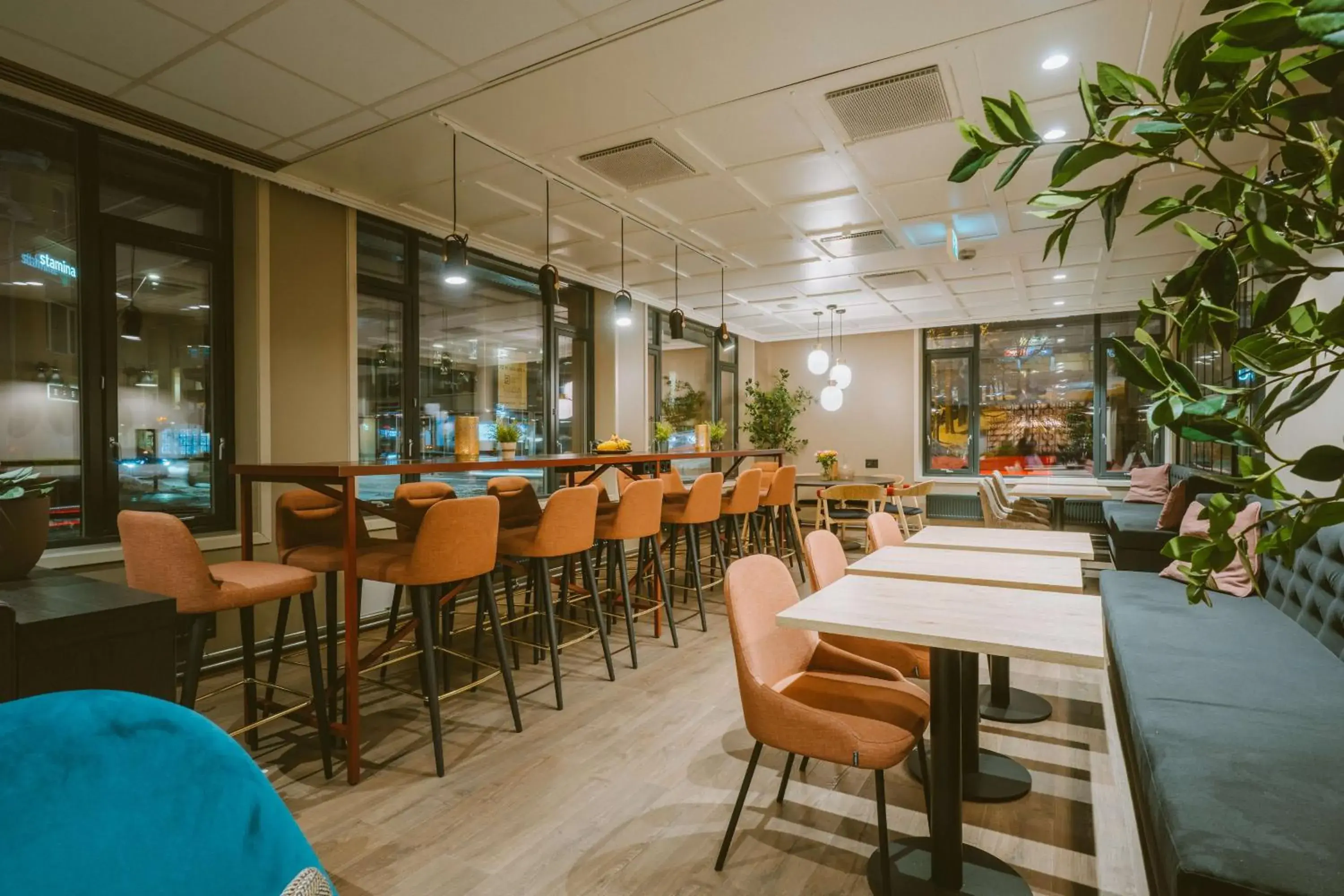 Restaurant/places to eat in Quality Hotel Grand Tromsø Restaurant/places to eat in Quality Hotel Grand Tromsø