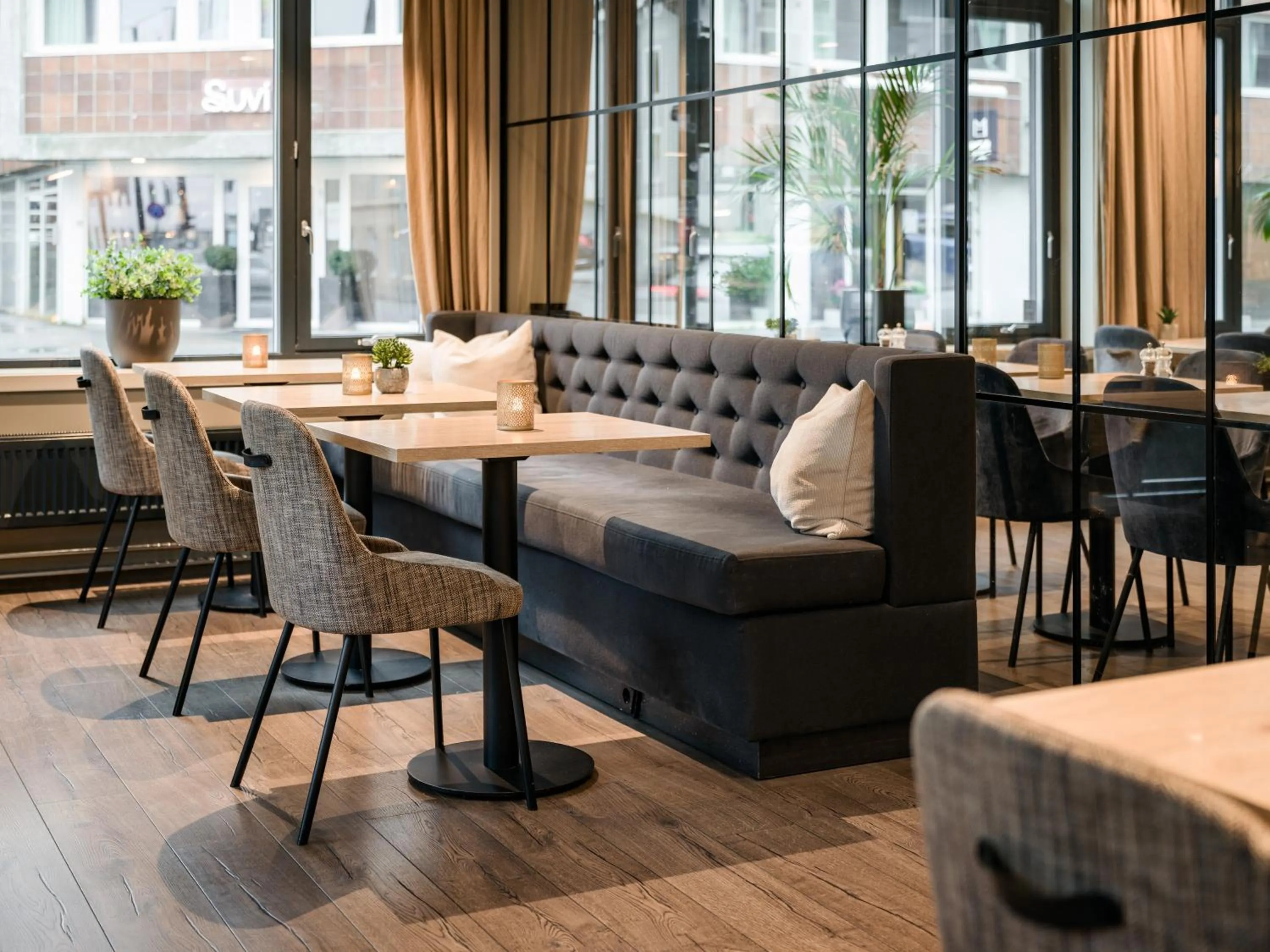 Lobby or reception in Quality Hotel Grand Tromsø