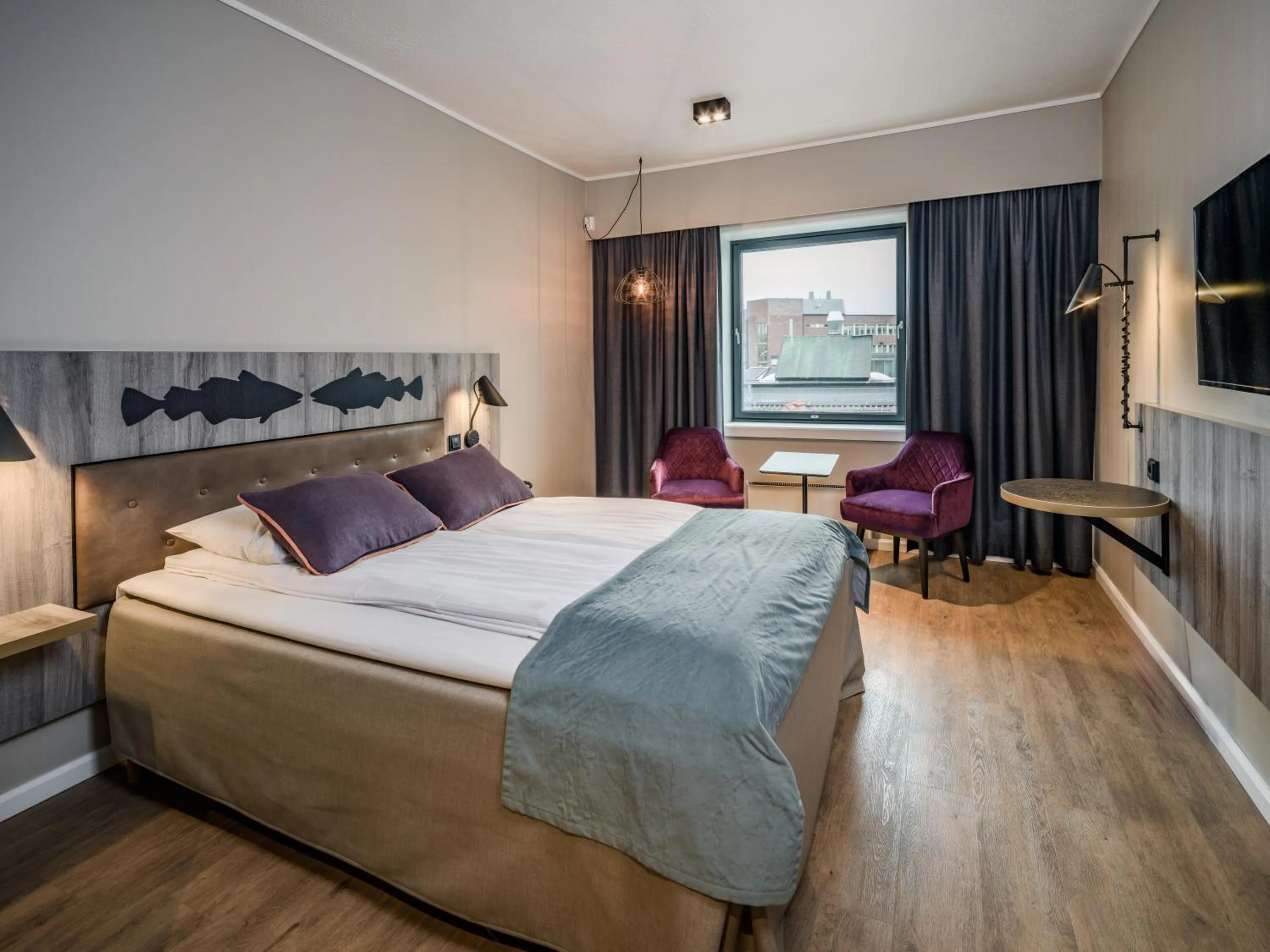 Photo of the whole room, Bed in Quality Hotel Grand Tromsø