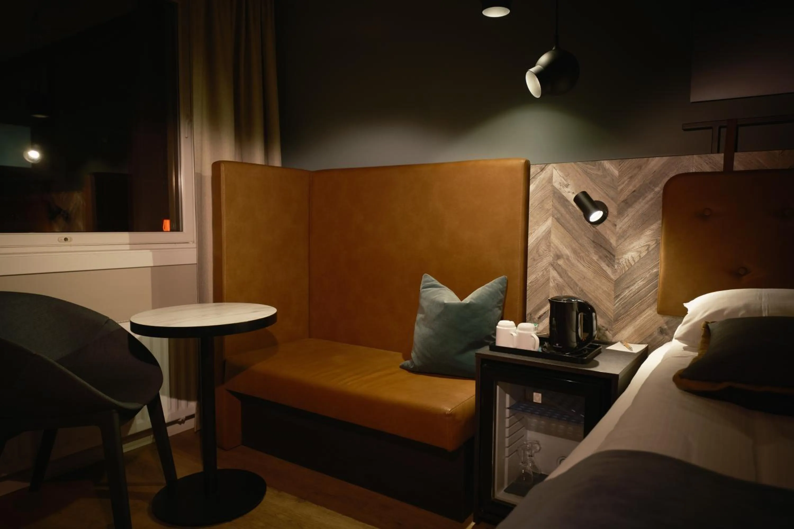 Coffee/tea facilities, Bed in Scandic Harstad