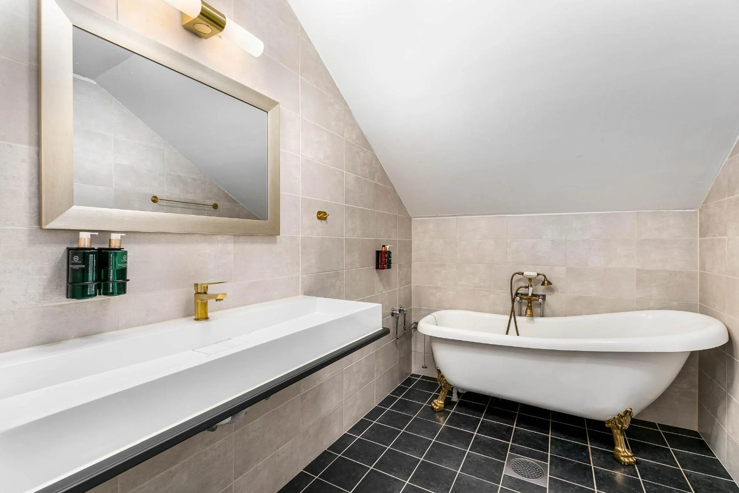 Bathroom in Storebaug Hotell & Kro