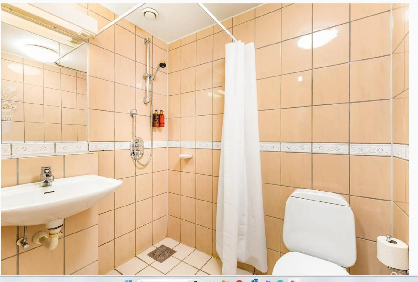 Bathroom in Storebaug Hotell & Kro