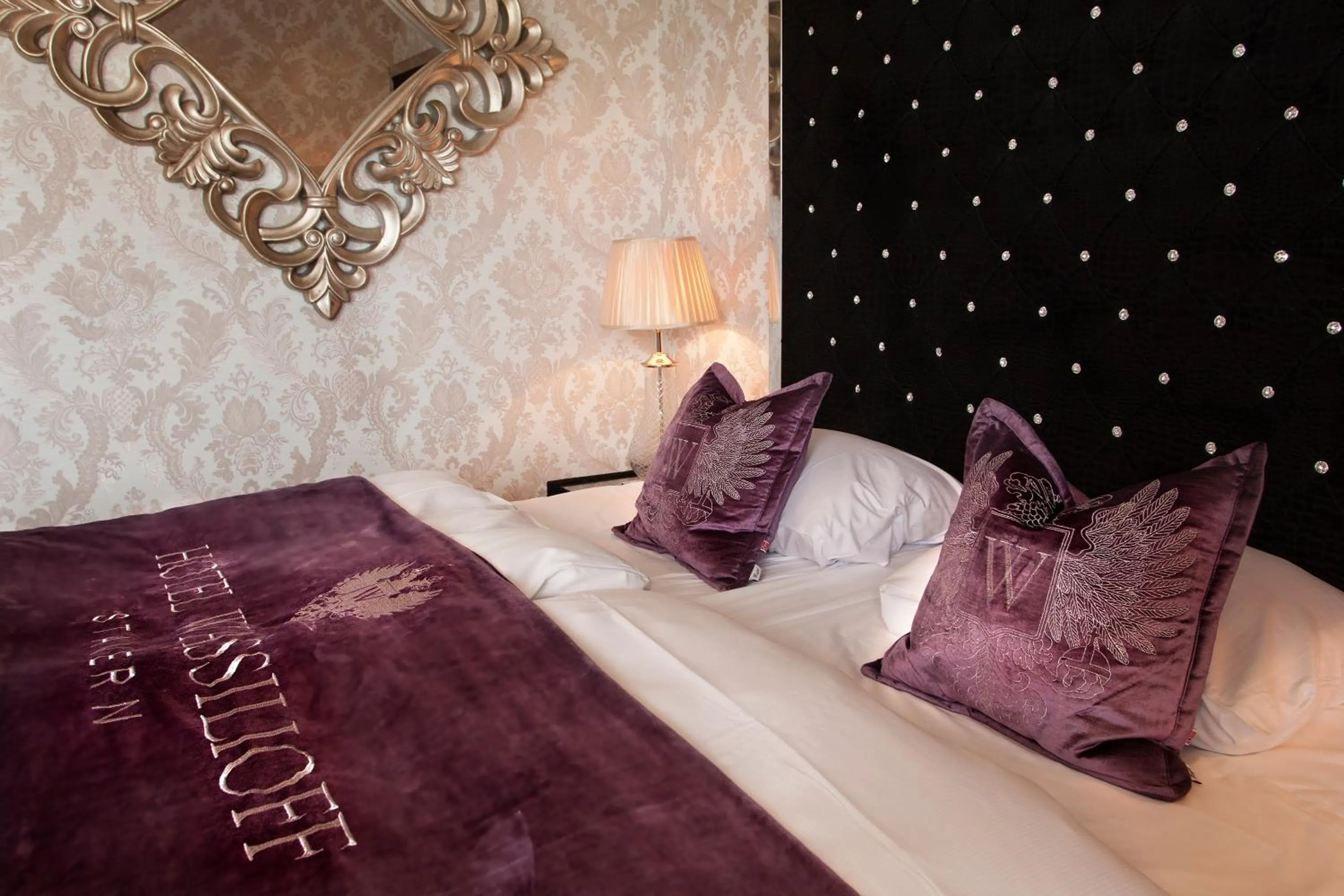 Bedroom, Bed in Hotel Wassilioff - Unike Hoteller