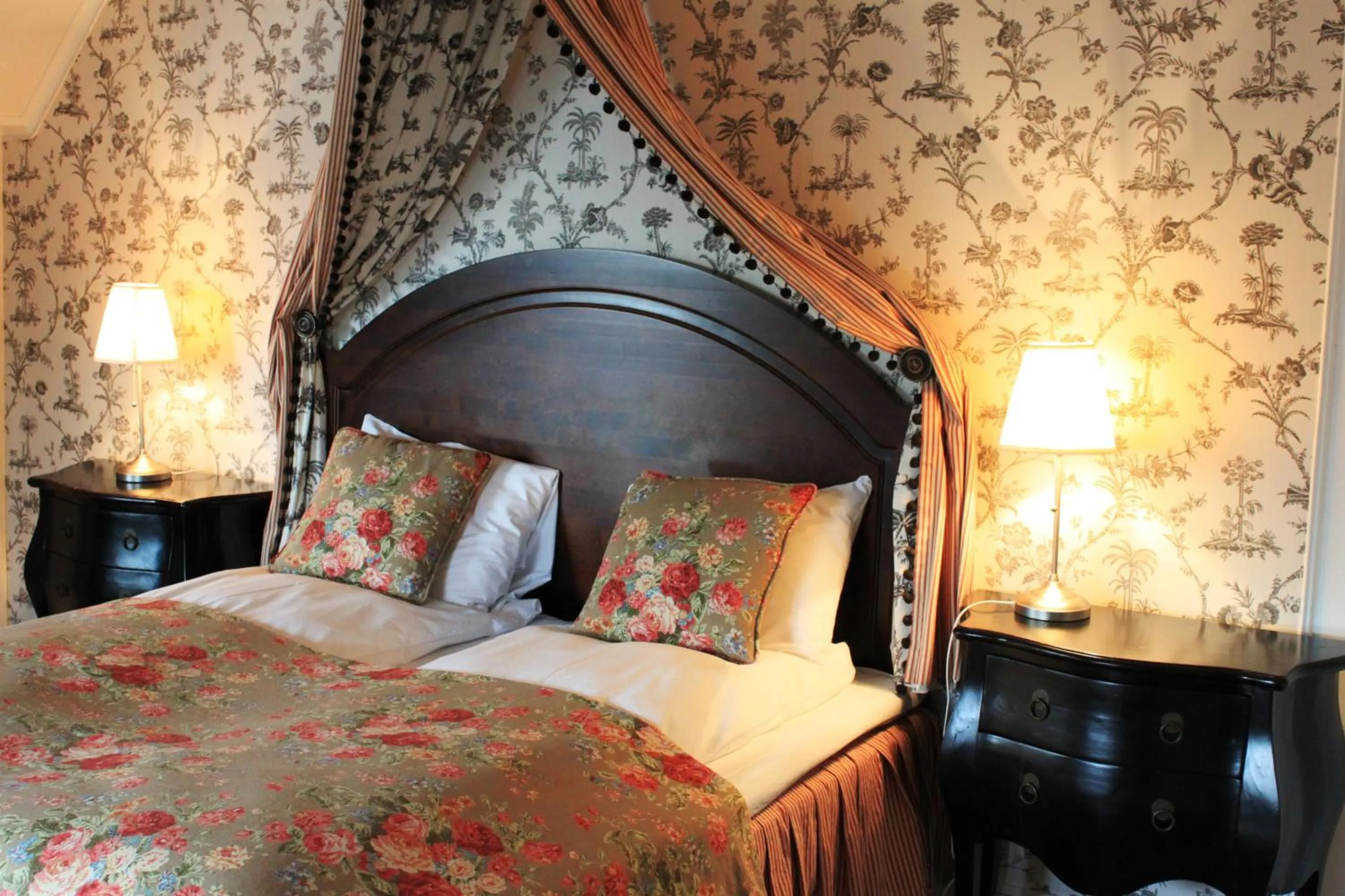 Bed in Hotel Wassilioff - Unike Hoteller