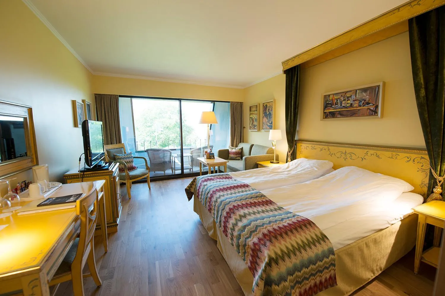 Bed in Hotel Refsnes Gods - by Classic Norway Hotels