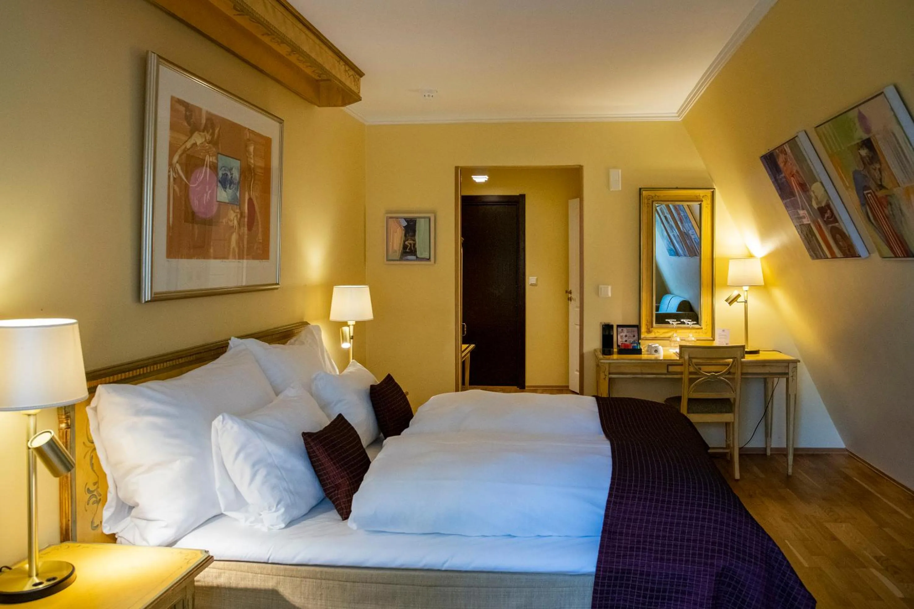 Bed in Hotel Refsnes Gods - by Classic Norway Hotels