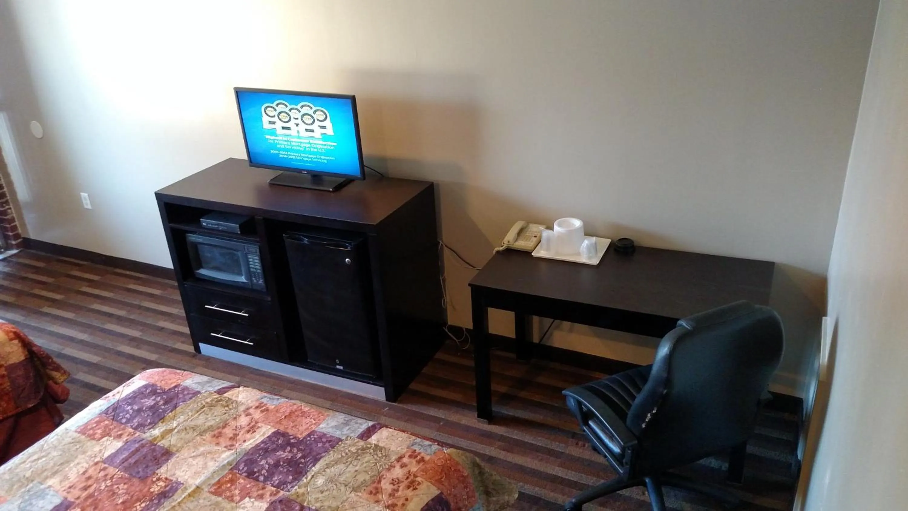 Decorative detail in Gene's Motel