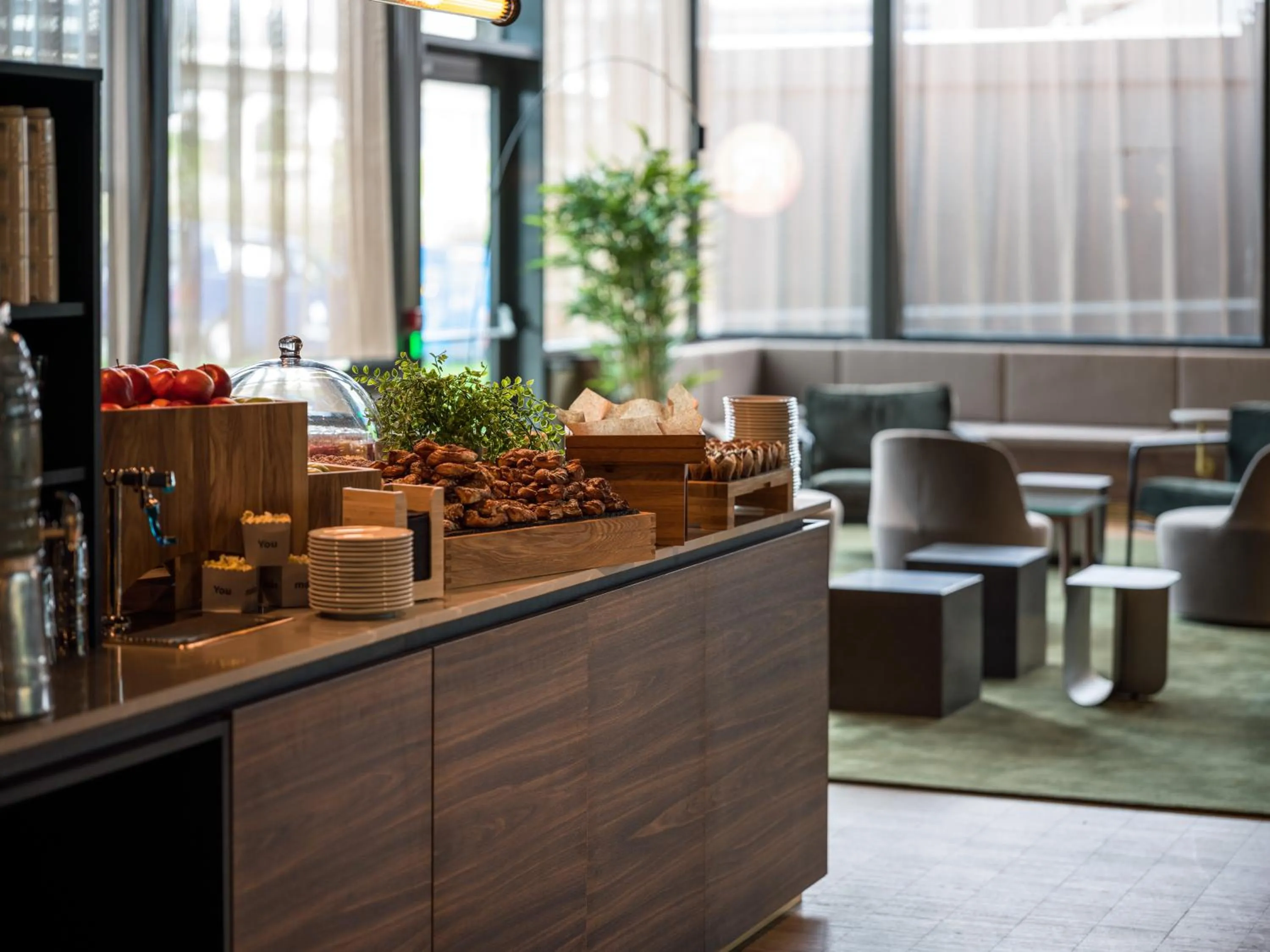 Coffee/tea facilities in Quality Hotel Panorama