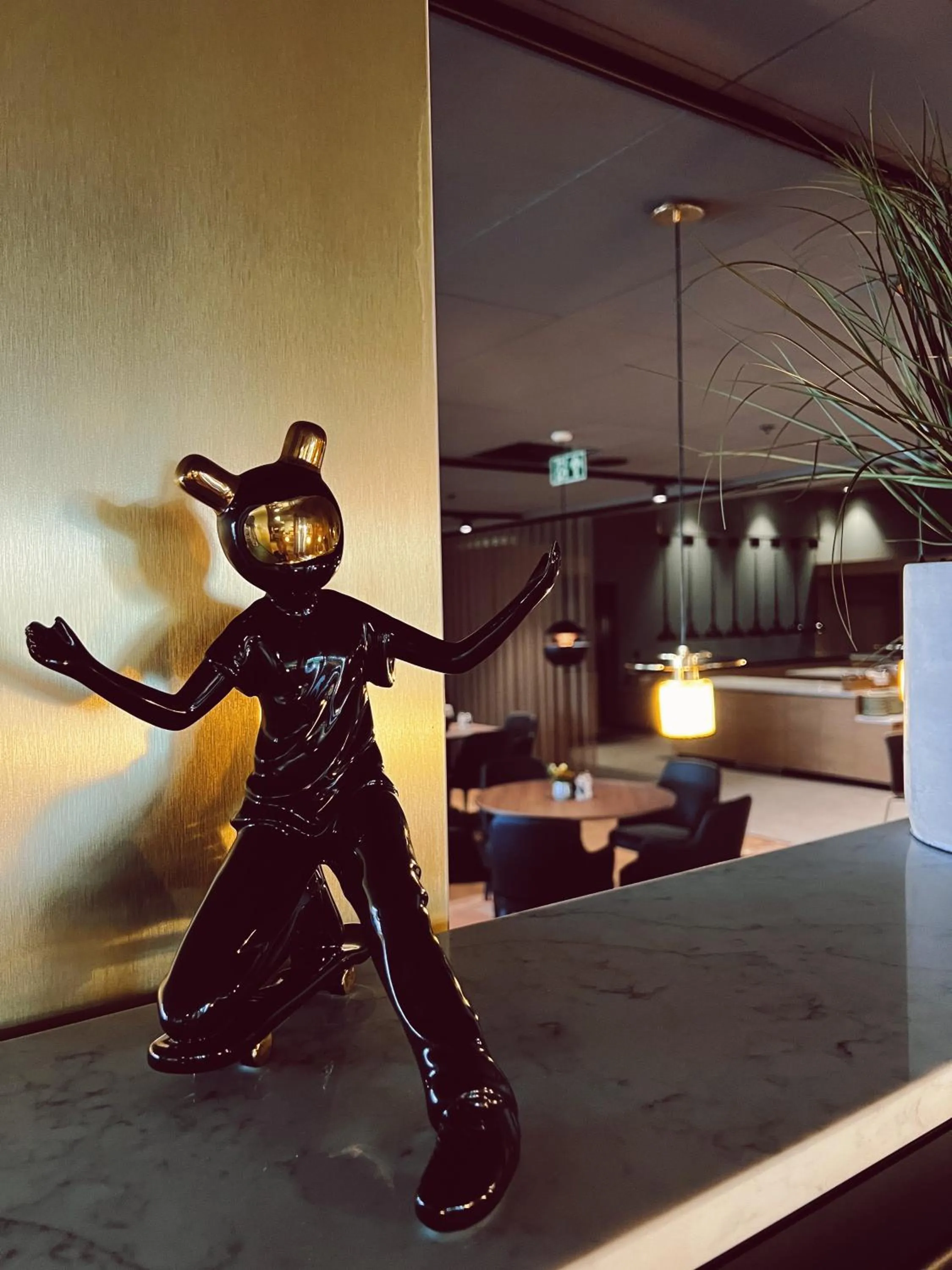 Restaurant/places to eat in Quality Hotel Panorama