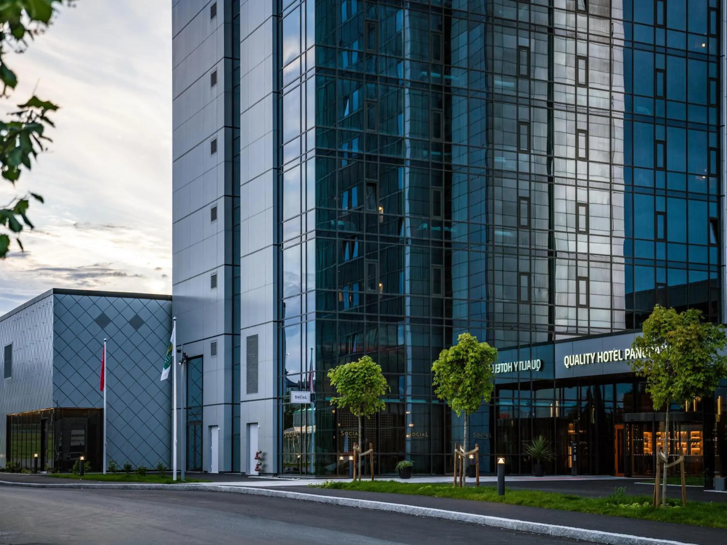 Facade/entrance in Quality Hotel Panorama Facade/entrance in Quality Hotel Panorama