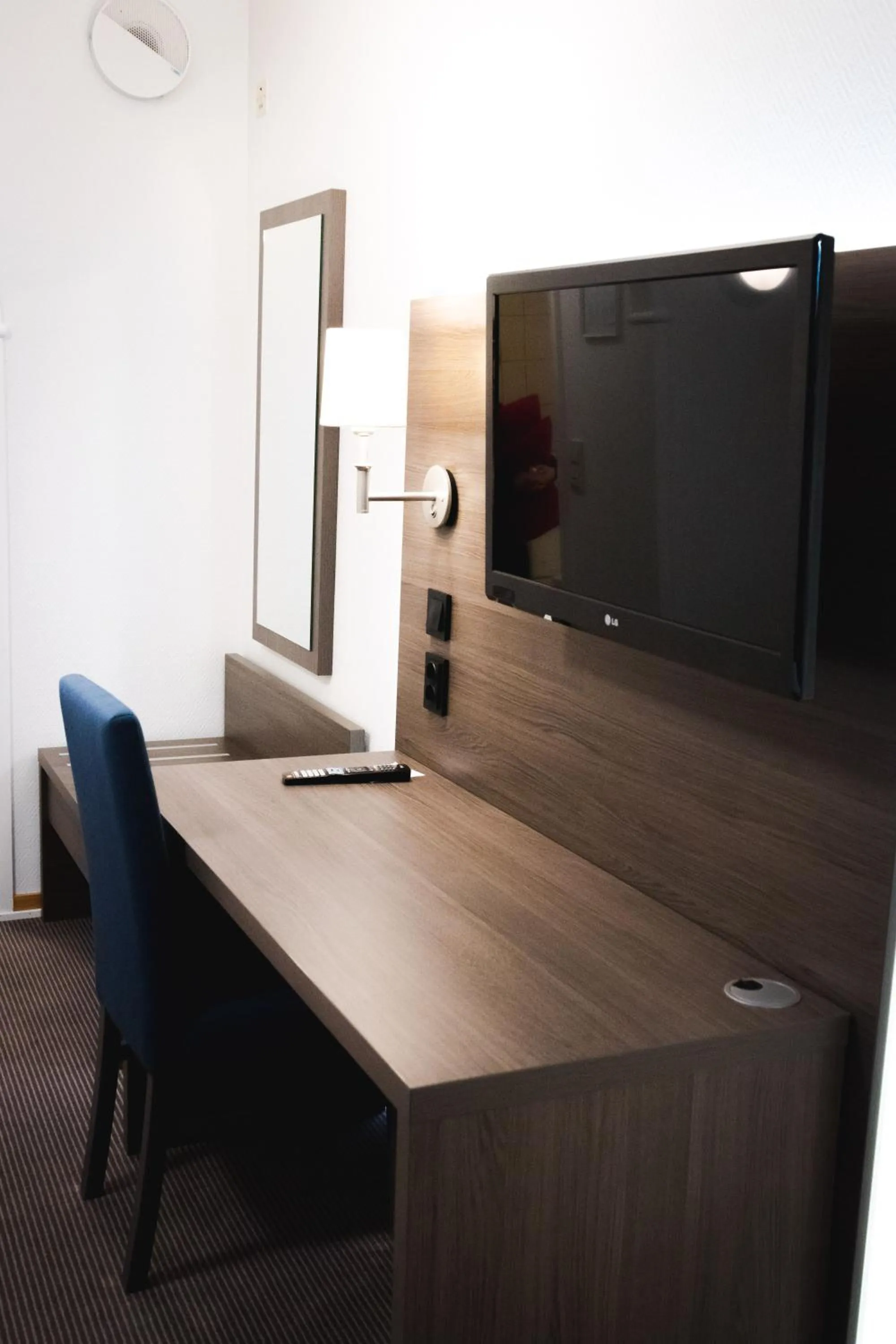 TV and multimedia in Rognan Hotel