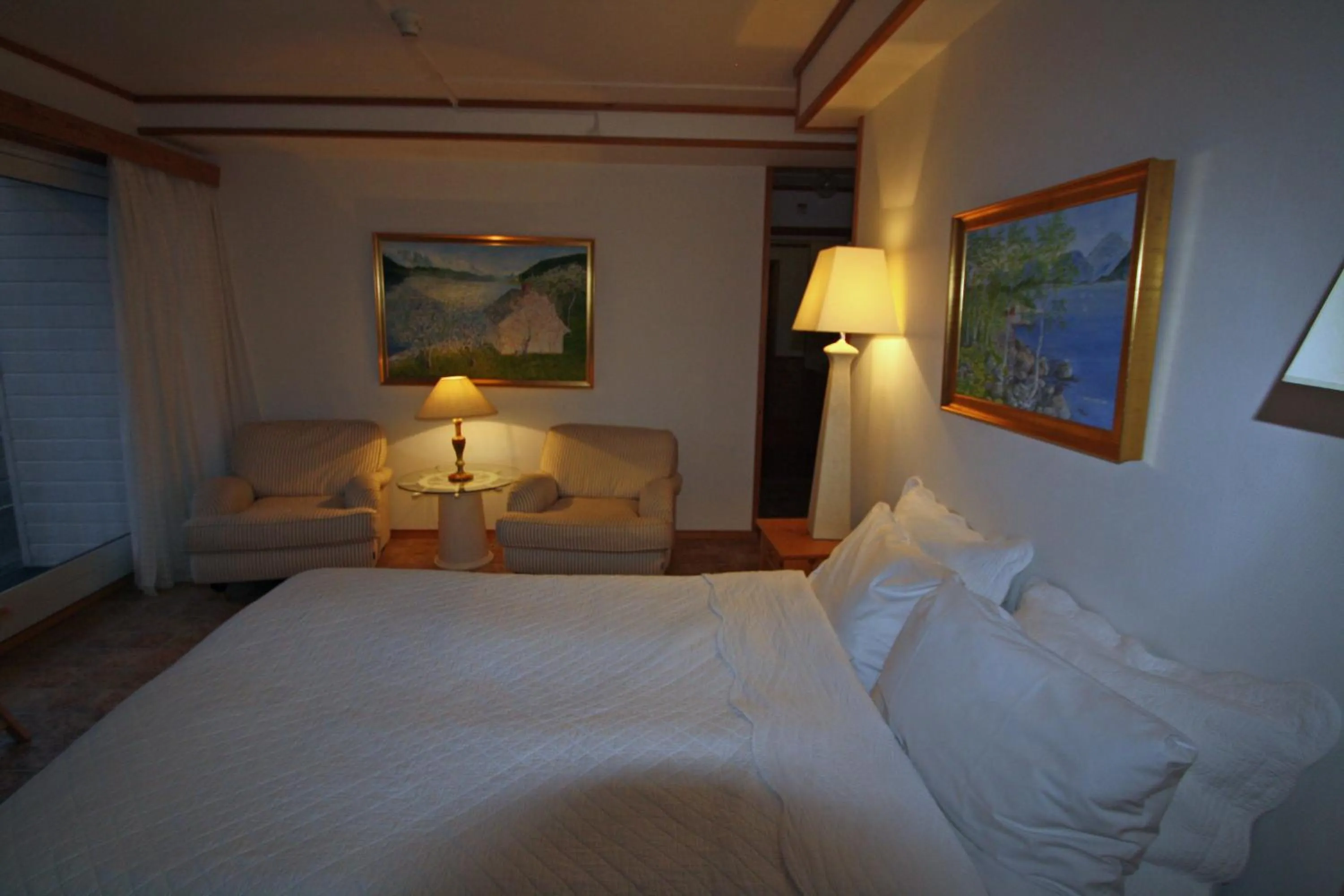 Photo of the whole room, Bed in Sunde Fjord Hotel, free and easy parking