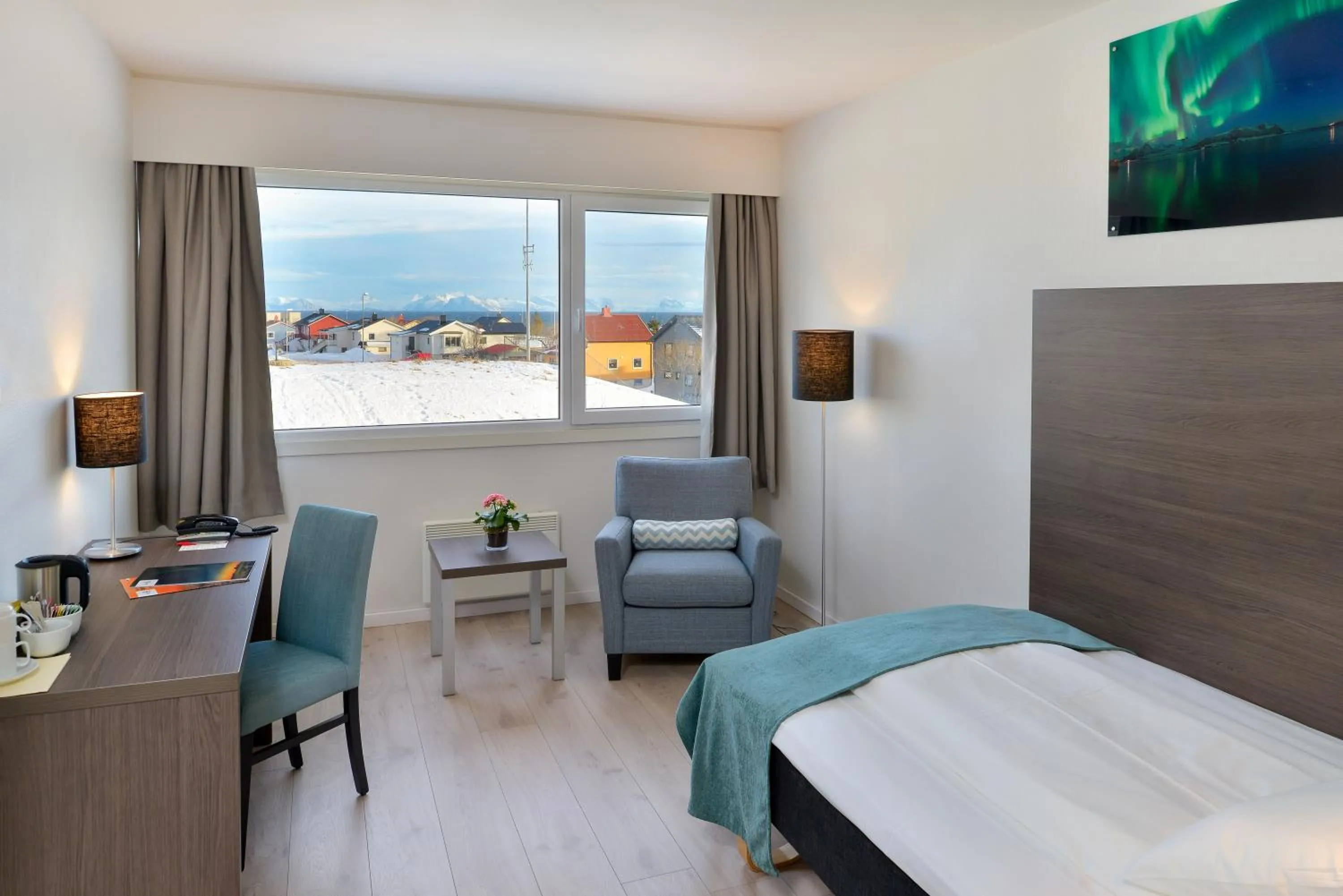 Seating area, Bed in Thon Partner Hotel Andrikken