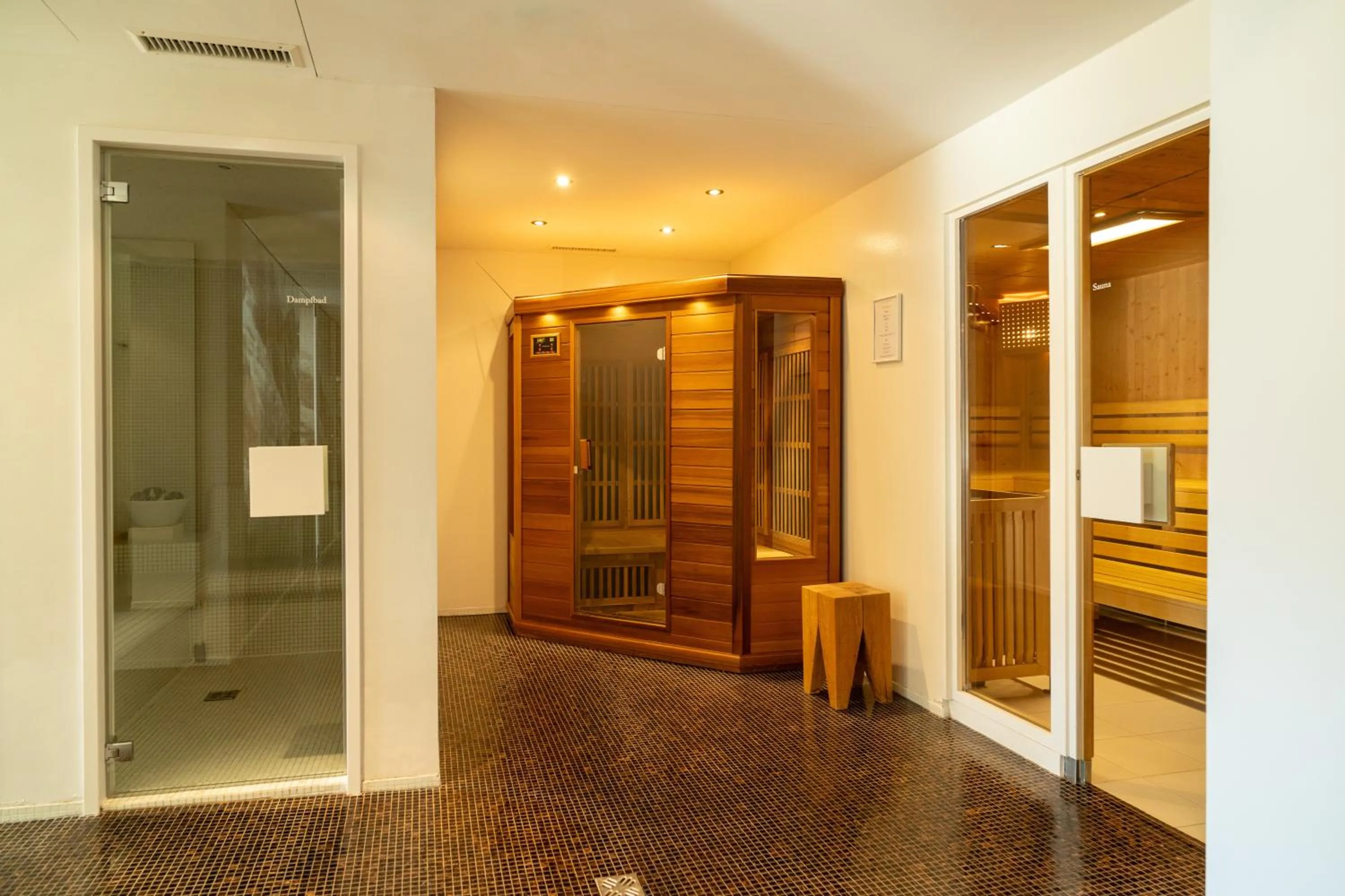 Hinterwies – Ski In / Lodge / Dine