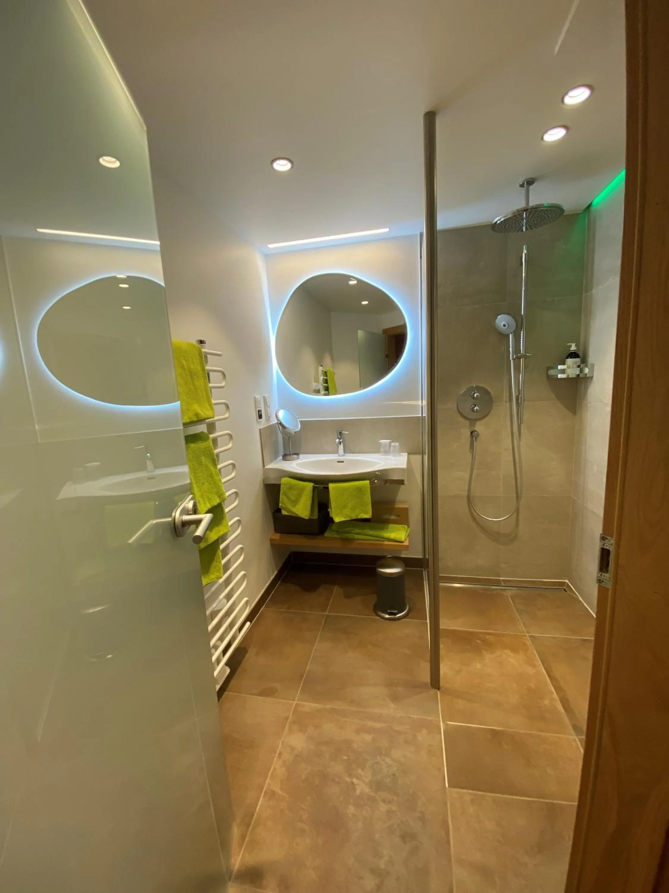 Bathroom in Gasthof Schorn