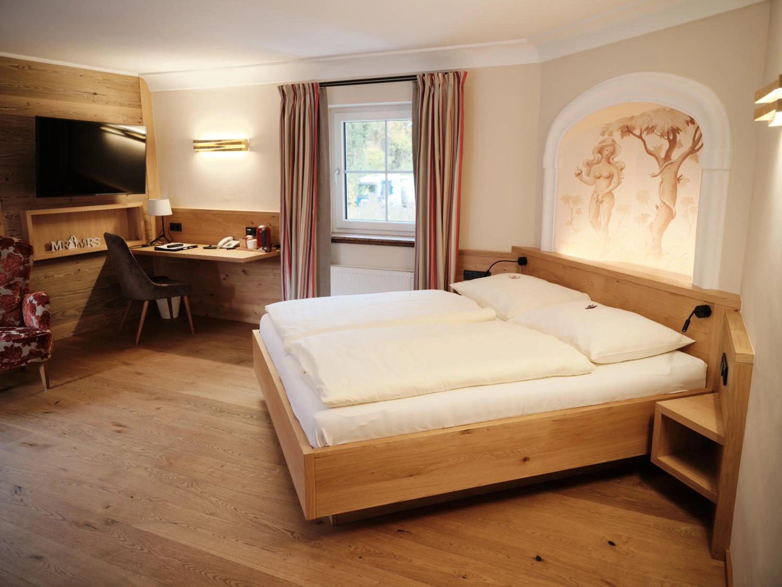 Photo of the whole room, Bed in Gasthof Schorn