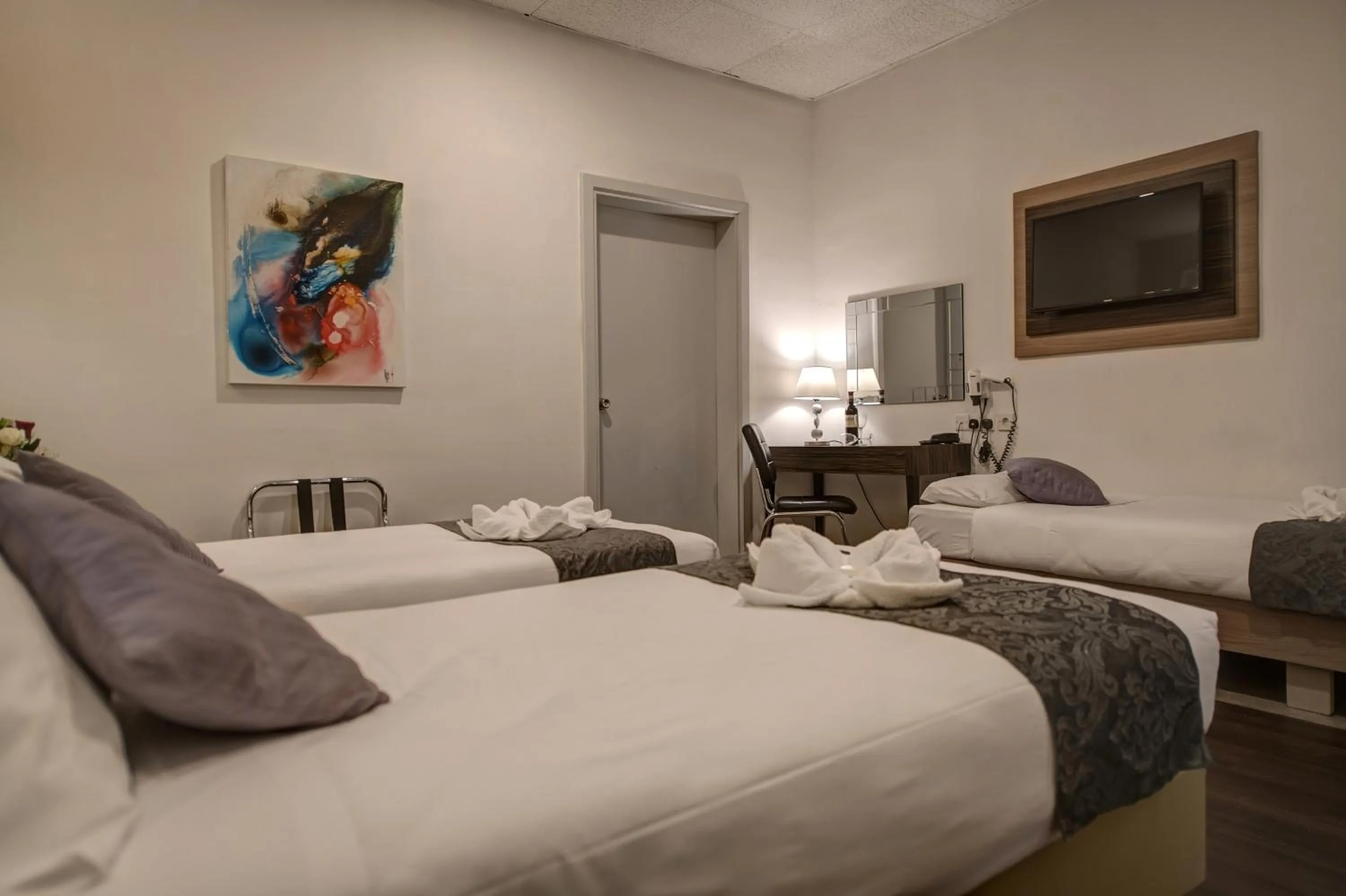 Photo of the whole room, Bed in Europa Hotel