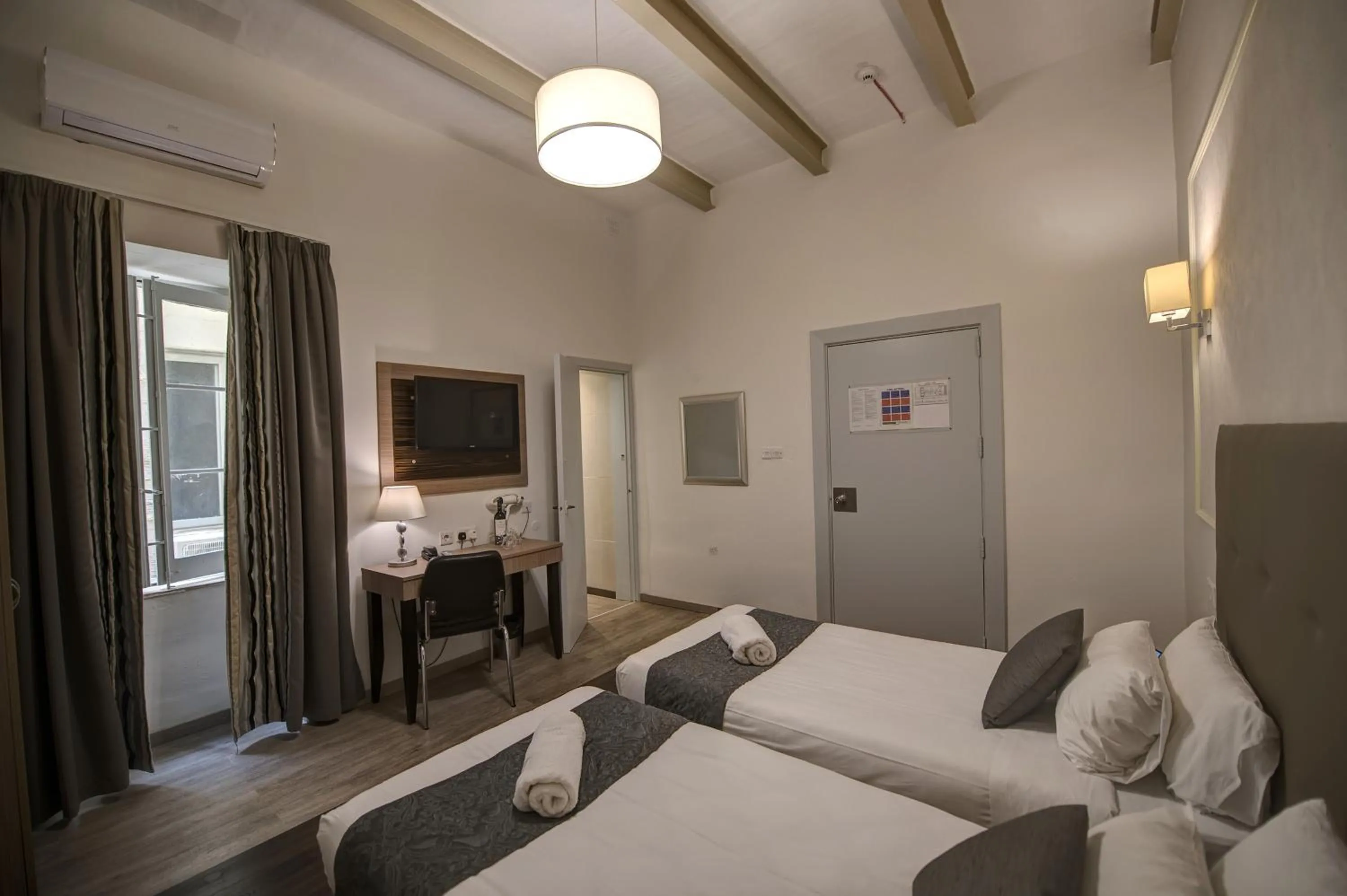 Photo of the whole room, Bed in Europa Hotel