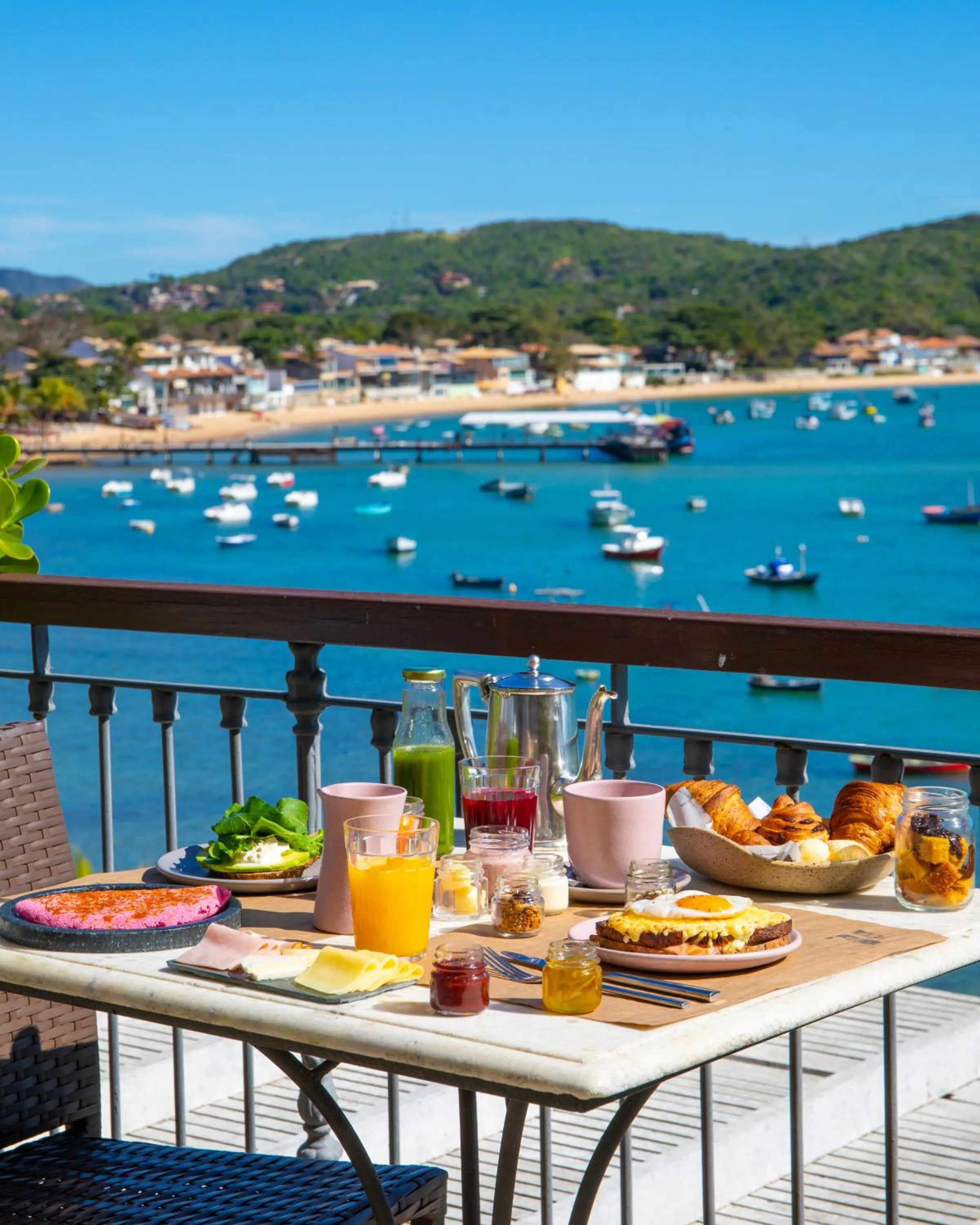 Restaurant/places to eat in Casas Brancas Boutique Hotel & Spa