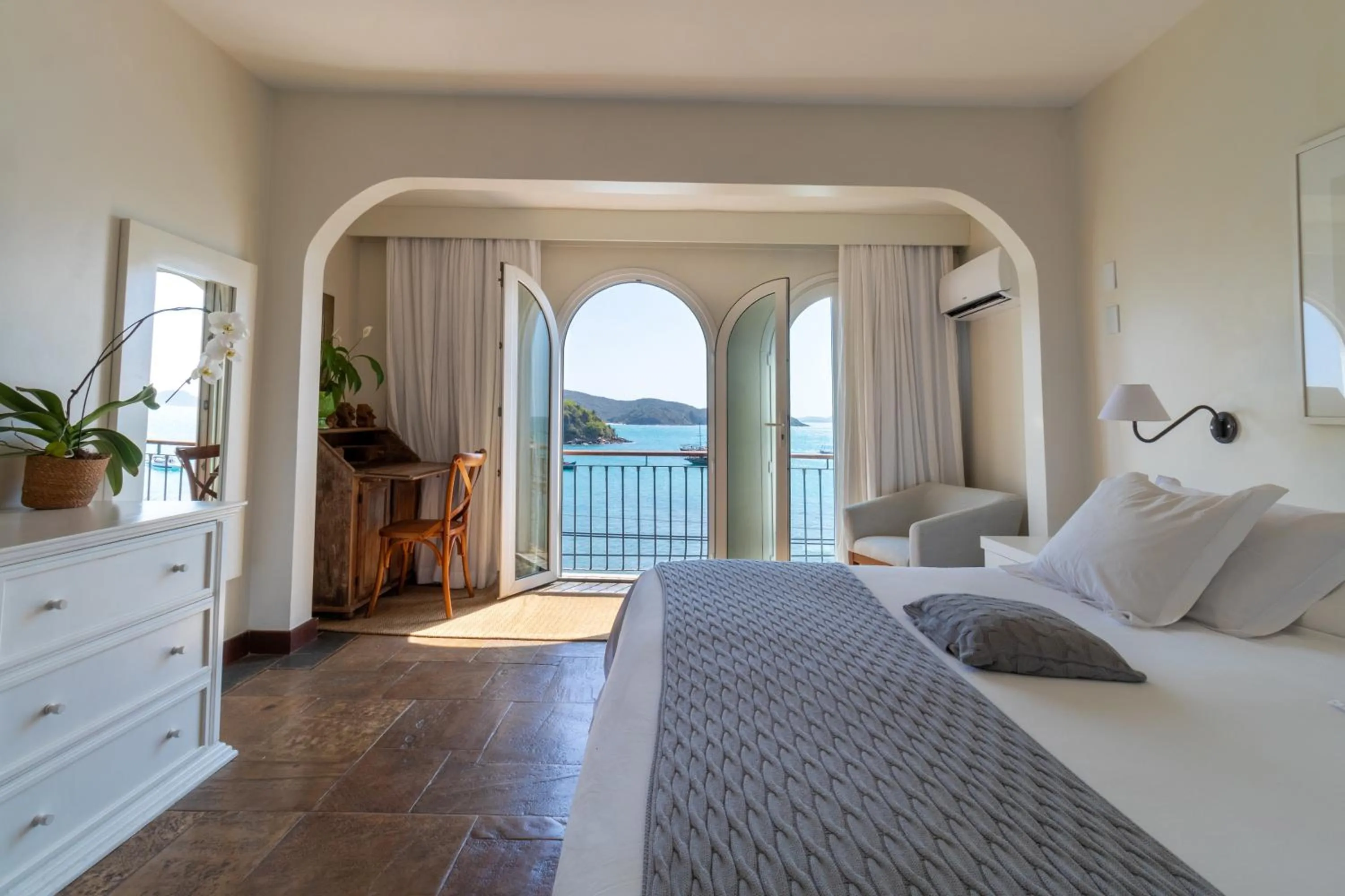 Photo of the whole room, Bed in Casas Brancas Boutique Hotel & Spa