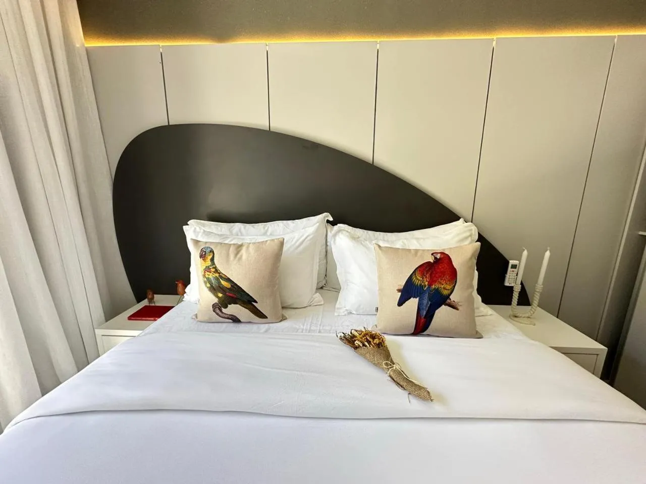Bed in Pousada Estrela de Paraty