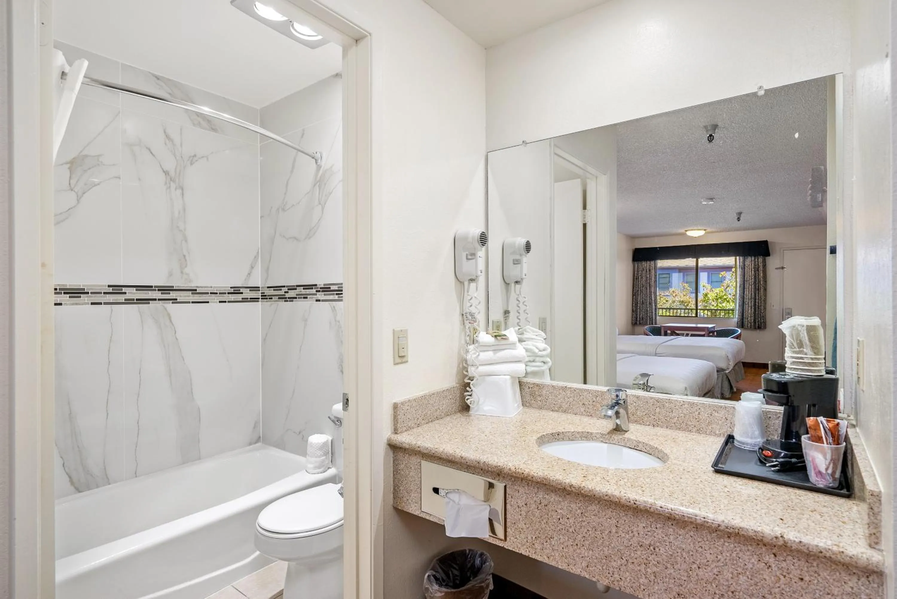 DOWNTOWN SLO INN - SAN LUIS OBISPO