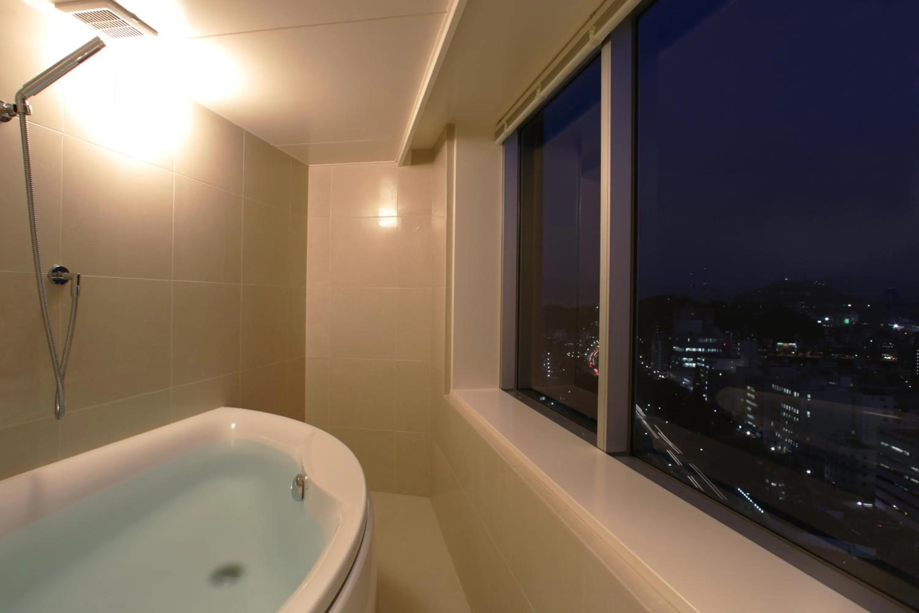 Bathroom in Oriental Hotel Hiroshima