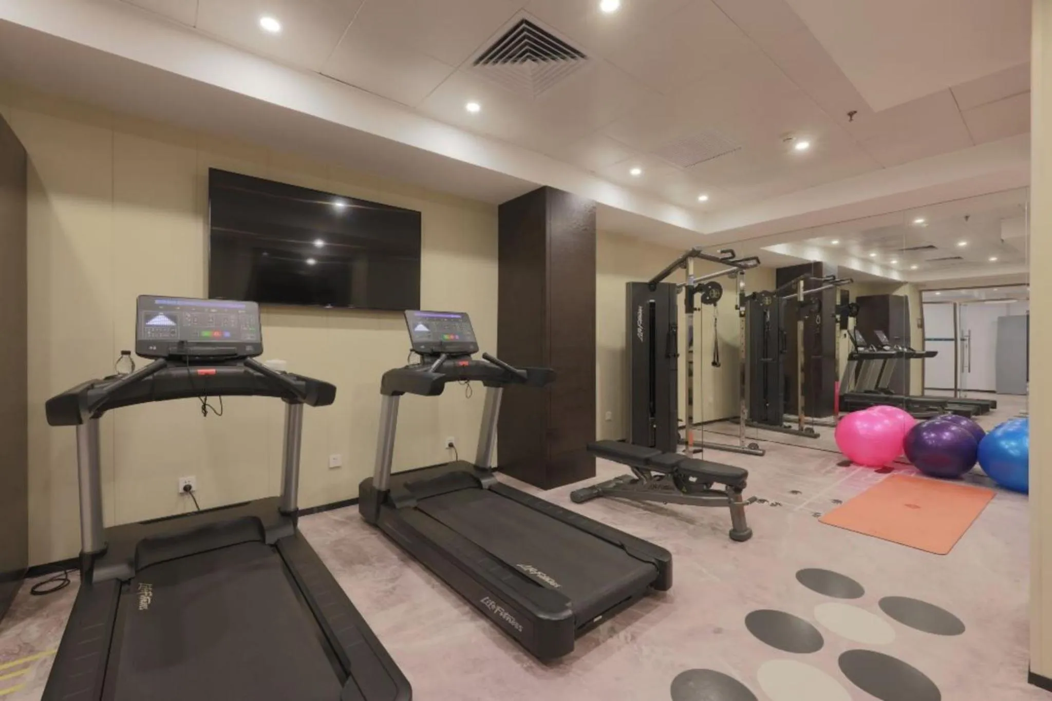 Fitness centre/facilities in UrCove by HYATT Beijing Forbidden City