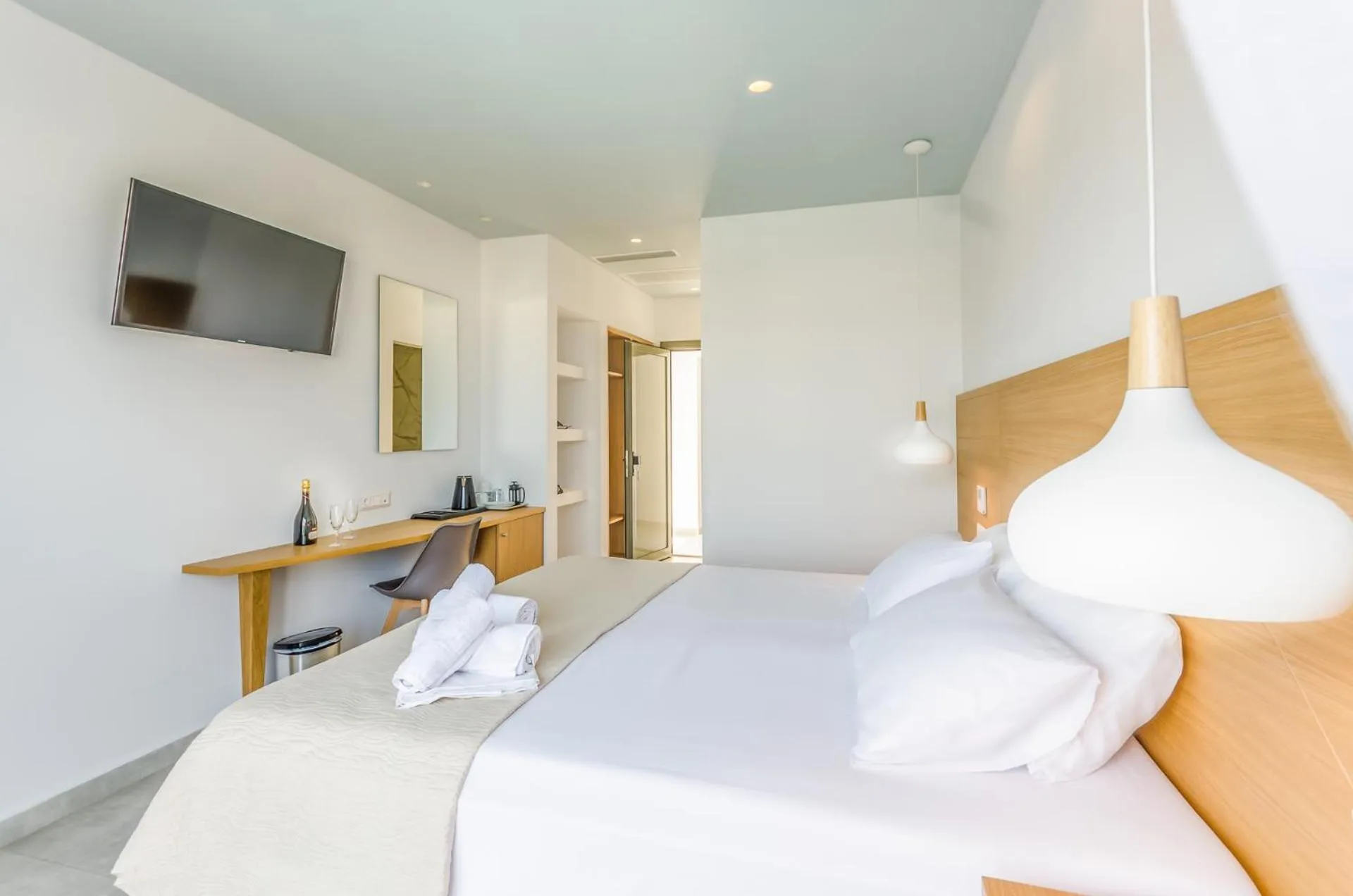 Photo of the whole room, Bed in Anna Maria Village