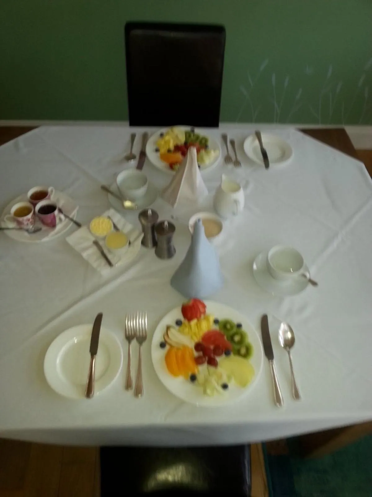 Breakfast in Ugiebrae House Bed & Breakfast