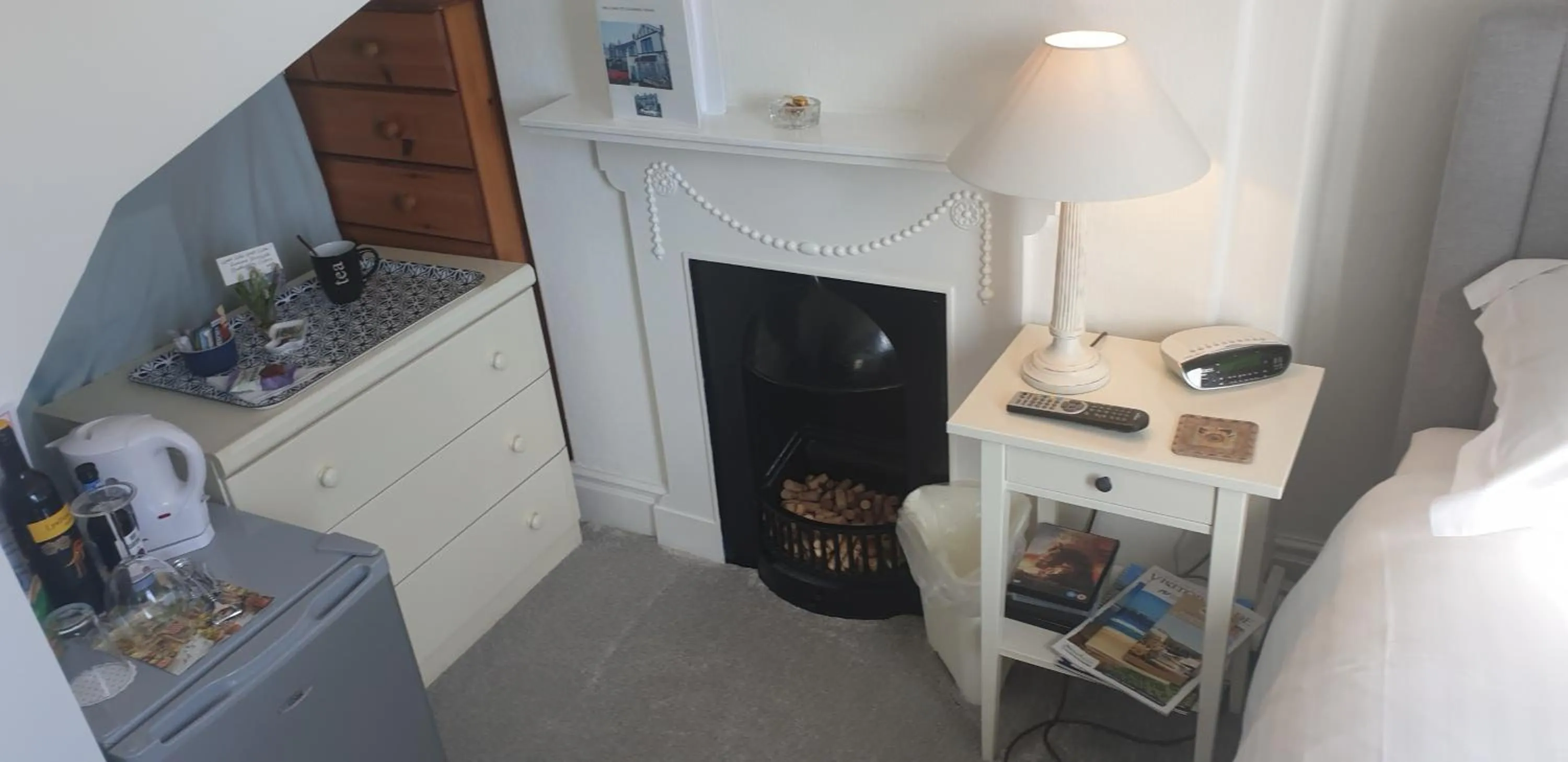 Property building, Kitchen/Kitchenette in Ugiebrae House Bed & Breakfast