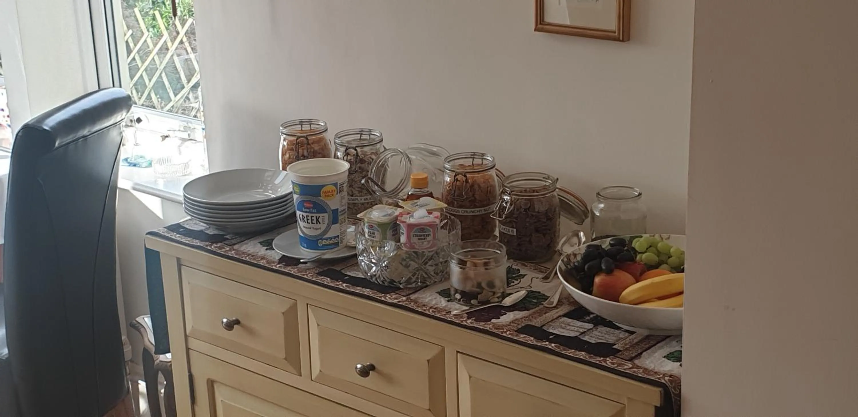 Restaurant/places to eat in Ugiebrae House Bed & Breakfast