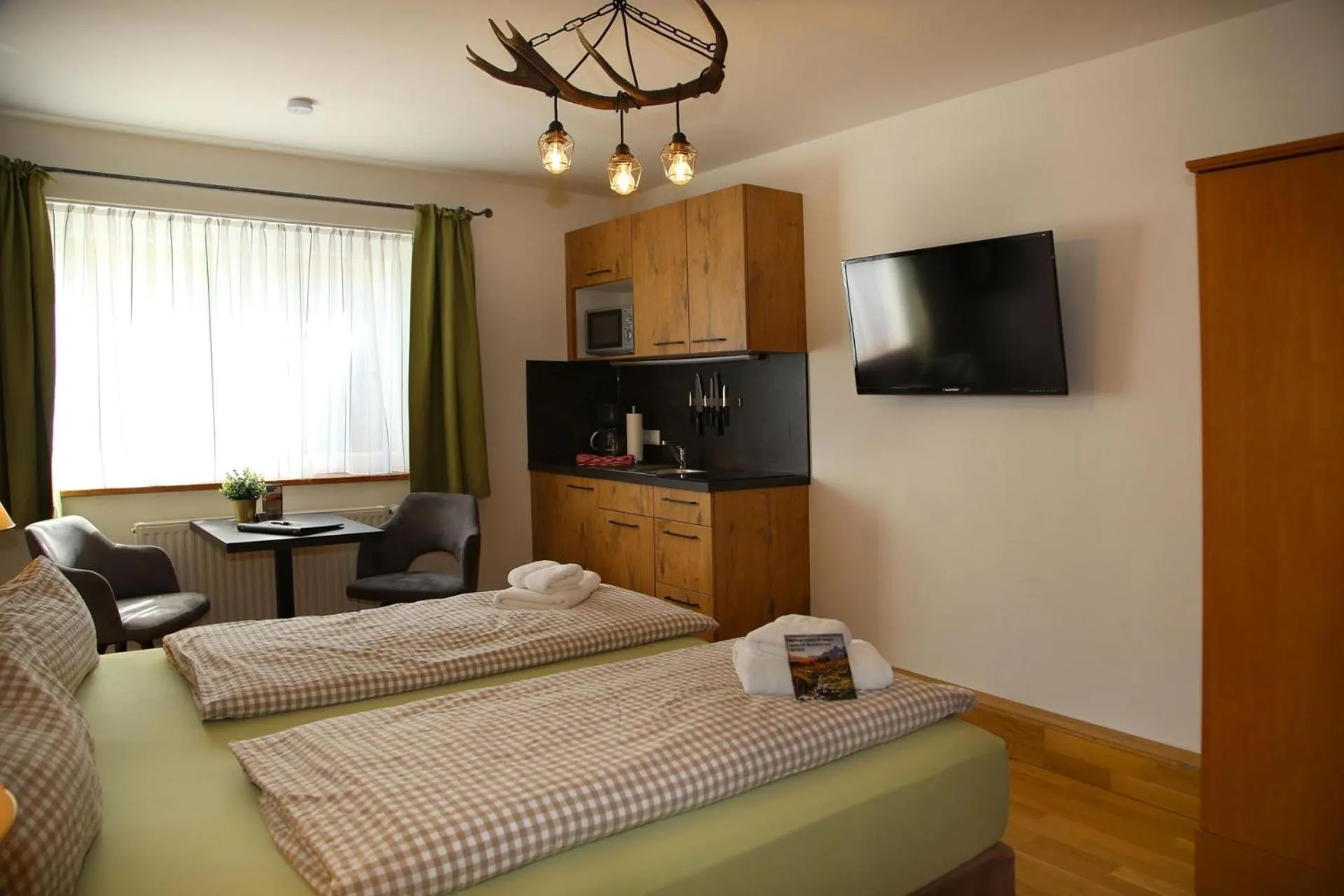 Bed in Die Filzmooserin - Apartments in Filzmoos, Filzmoos Card inklusive