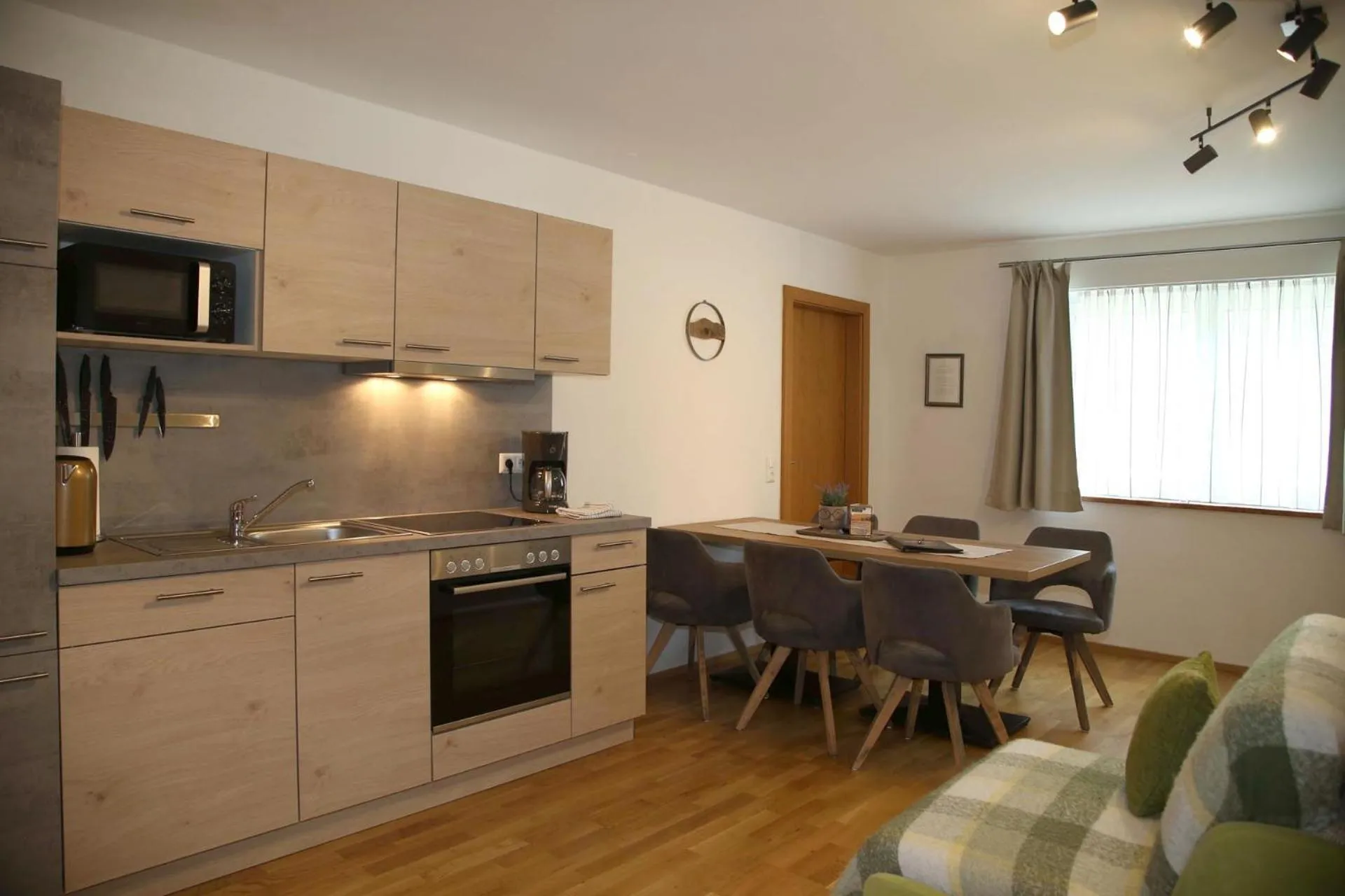 Kitchen or kitchenette in Die Filzmooserin - Apartments in Filzmoos, Filzmoos Card inklusive