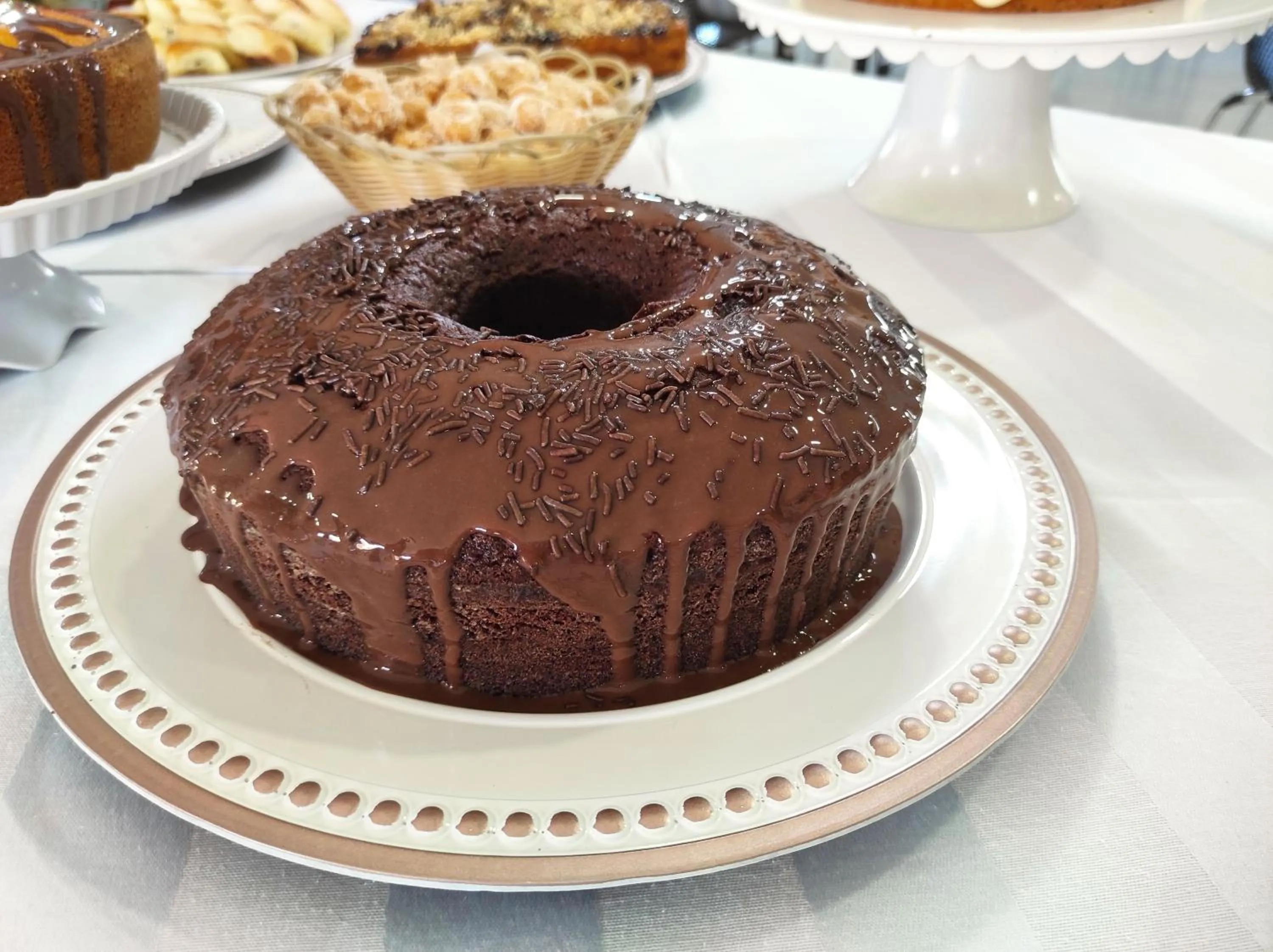 Restaurant/places to eat in Tiffany Hotel