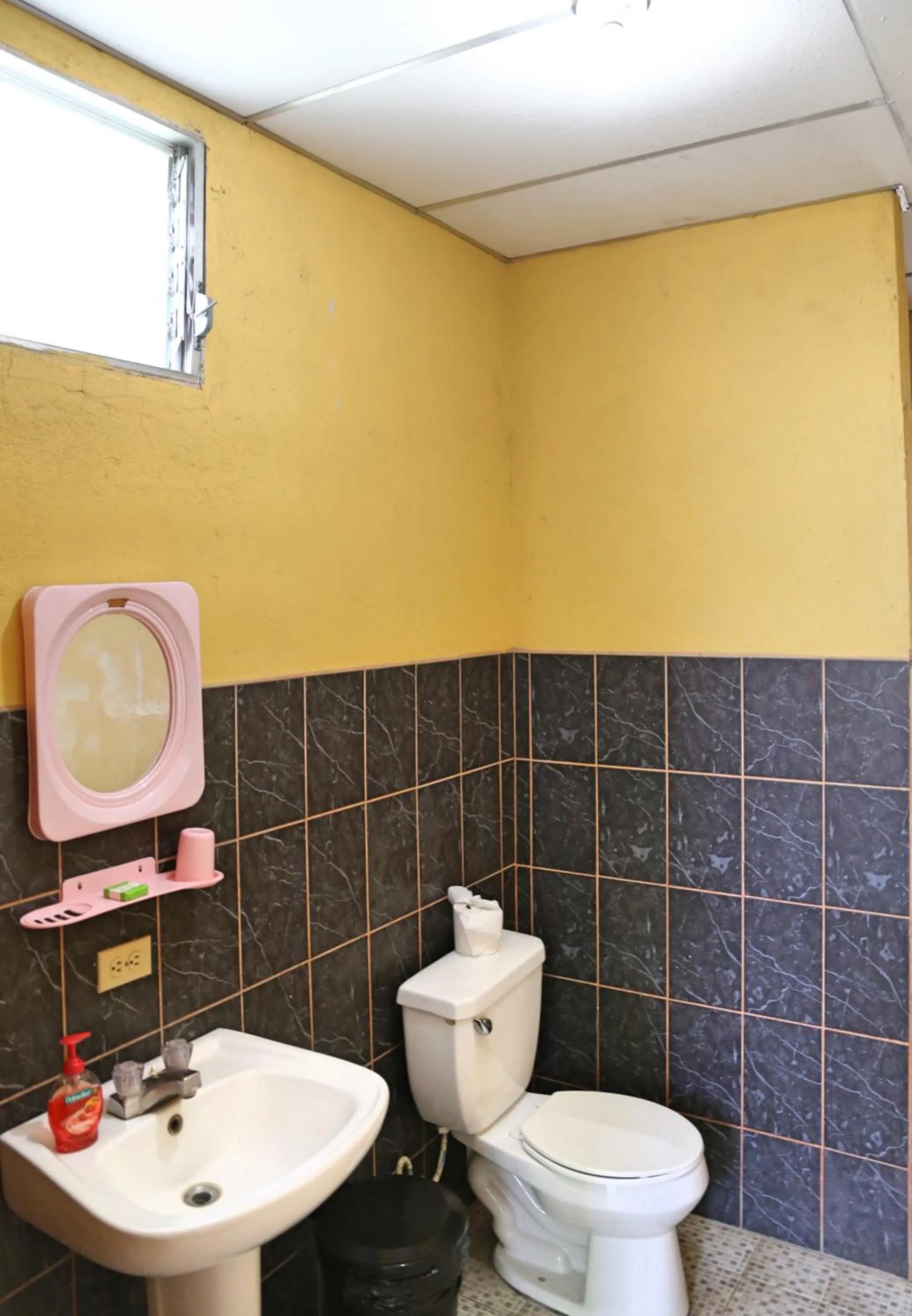 Bathroom in Hostal San Antonio