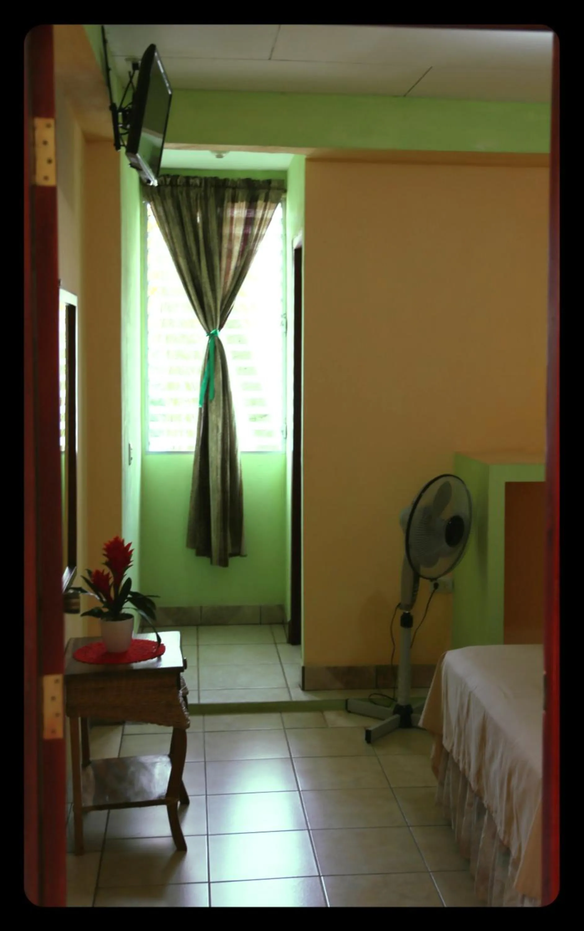 Bathroom, Bed in Hostal San Antonio