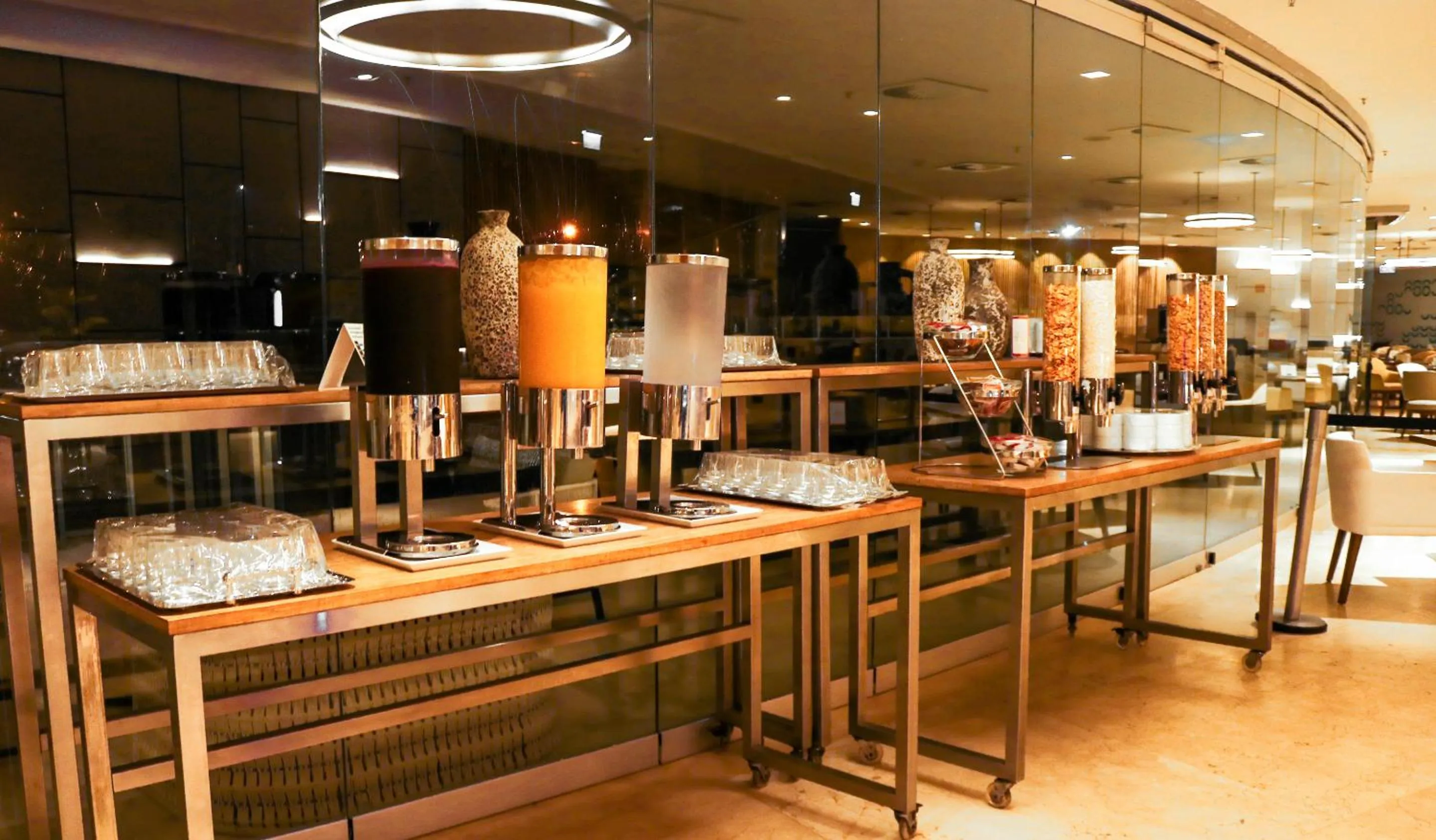 Breakfast in Hotel Nacional Rio de Janeiro - OFICIAL