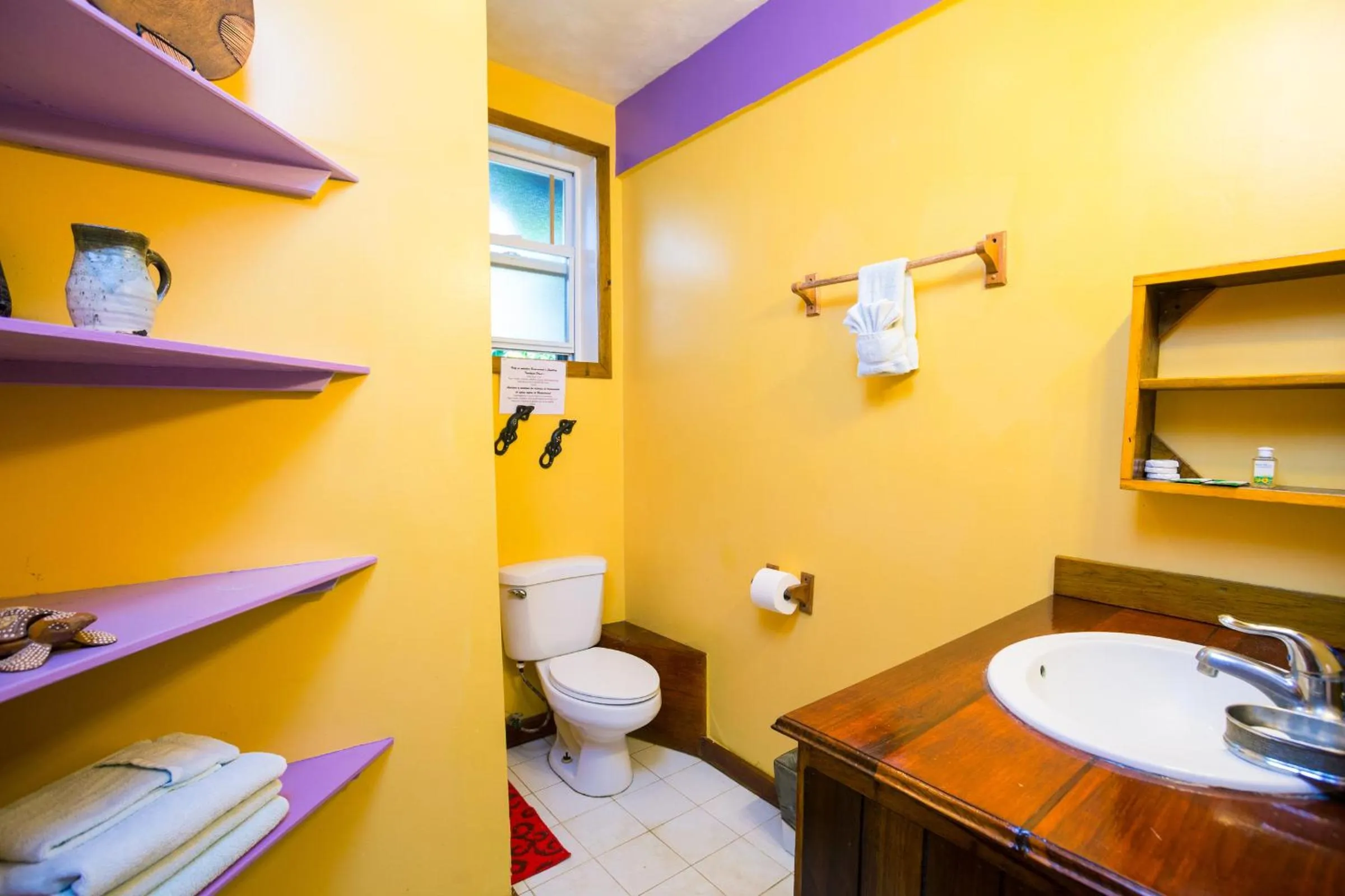 Bathroom in Bananarama Dive & Beach Resort