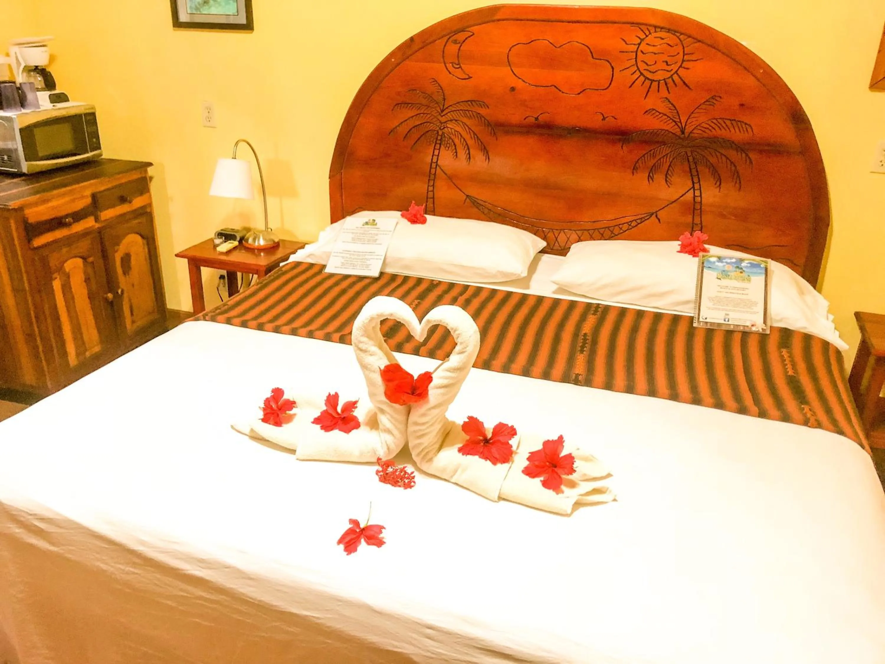 Bed in Bananarama Dive & Beach Resort