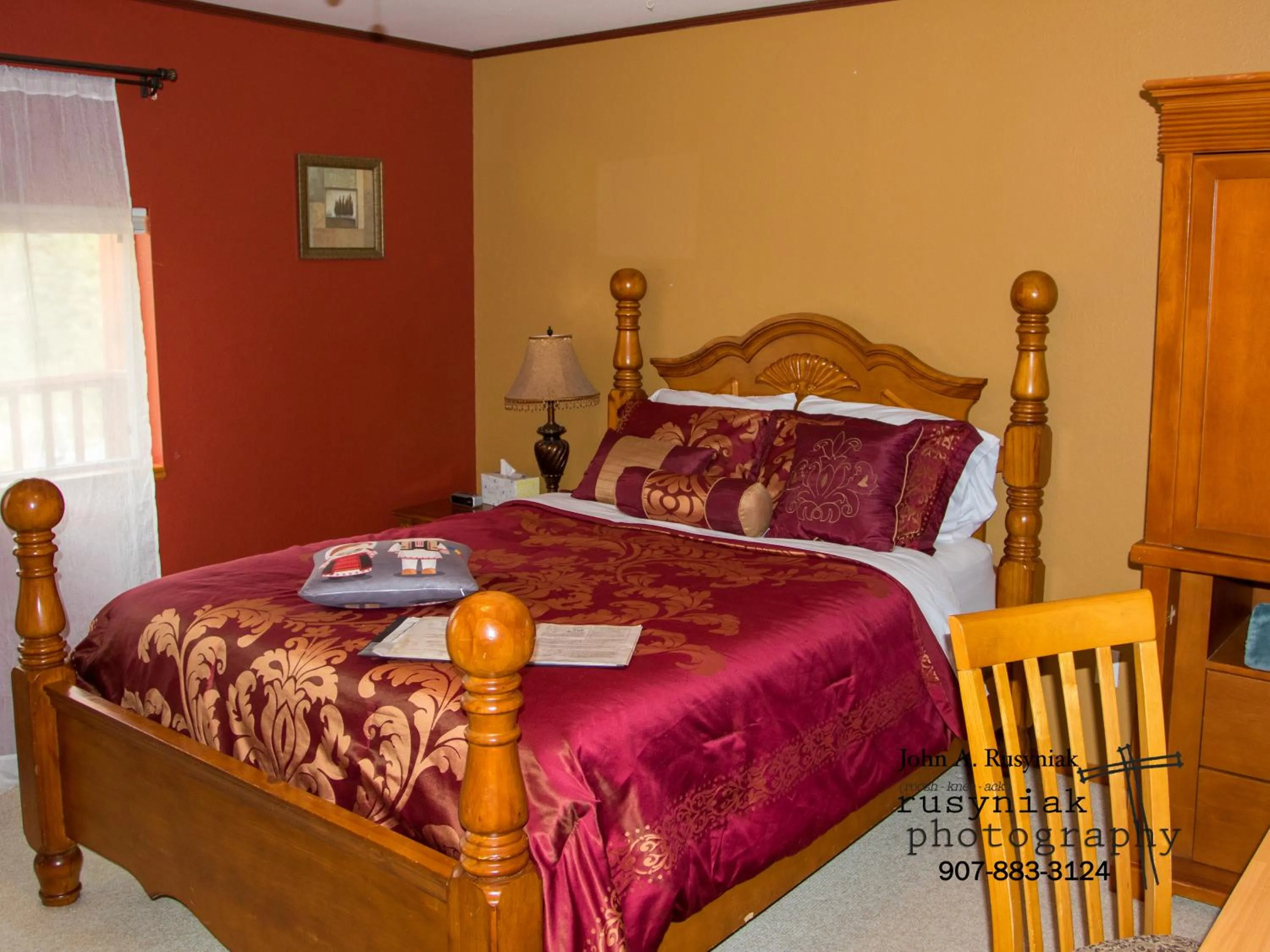 Bedroom, Bed in A Hyde Away Inn B&B