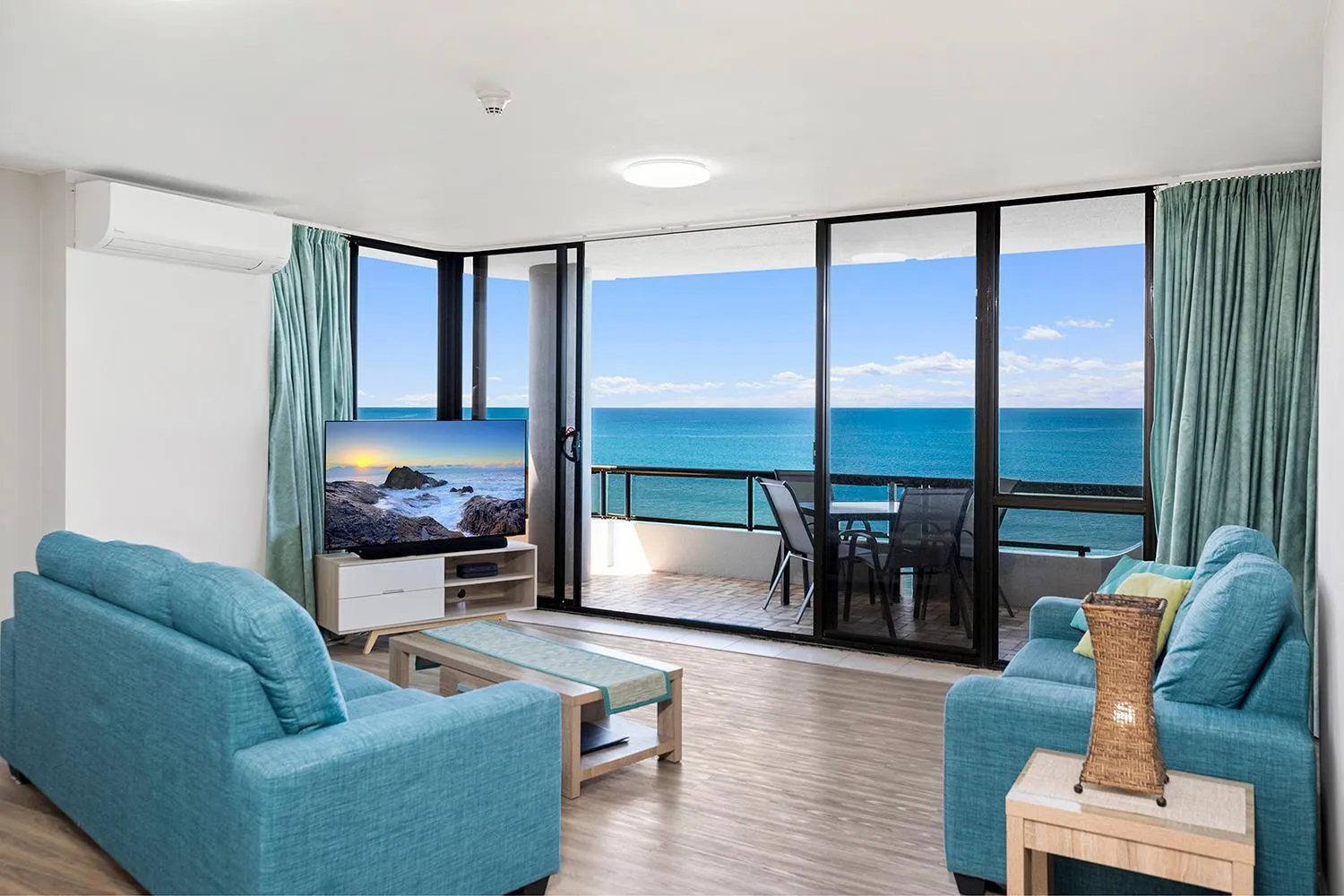 Living room in Pacific Towers Beach Resort