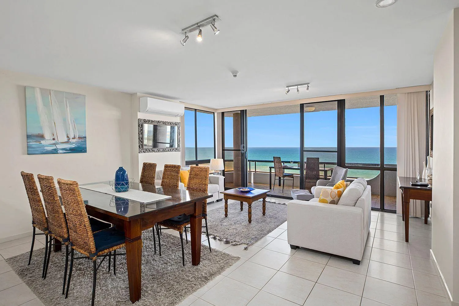 Seating area in Pacific Towers Beach Resort