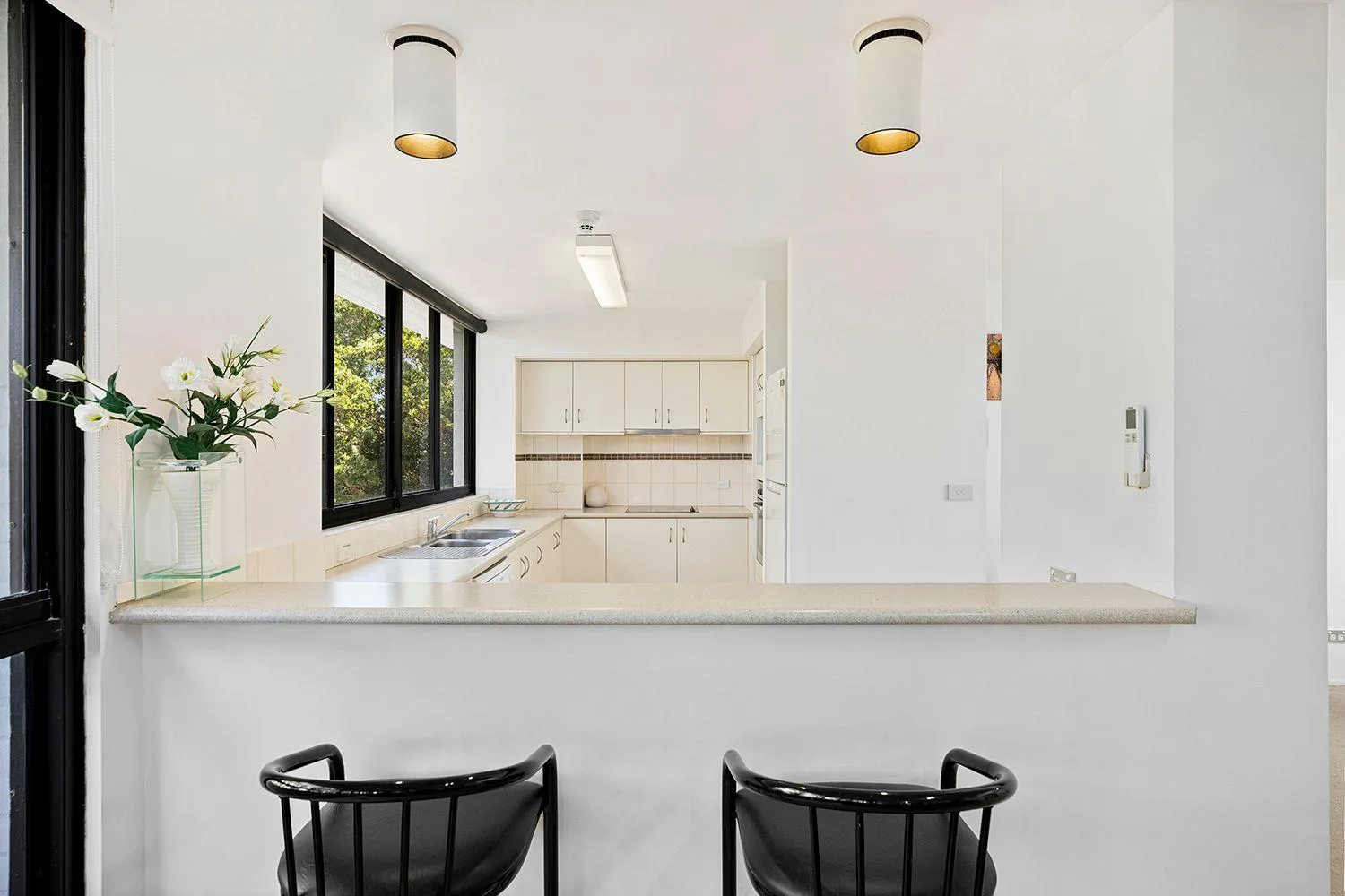 Kitchen or kitchenette in Pacific Towers Beach Resort