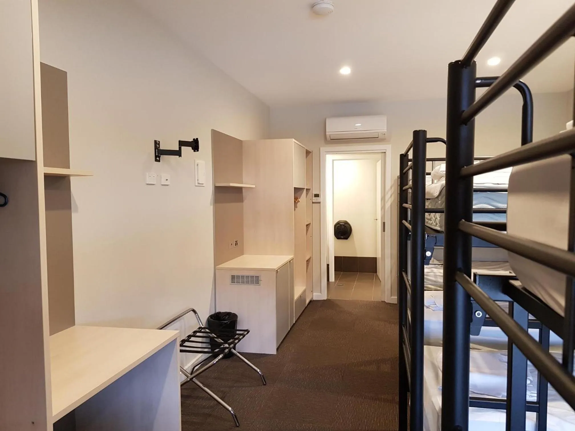 Photo of the whole room in Leumeah Lodge