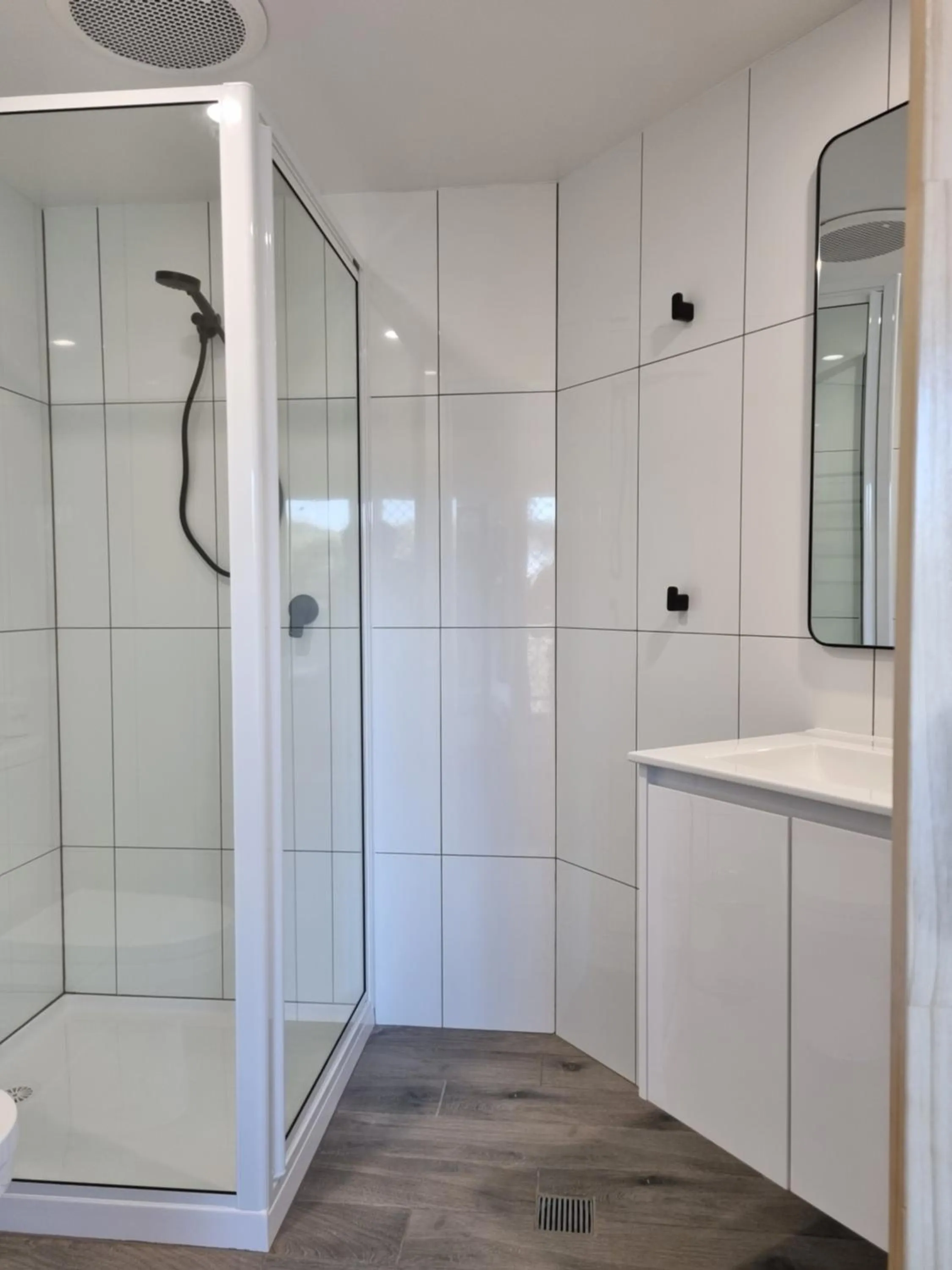 Cedarwood Apartments