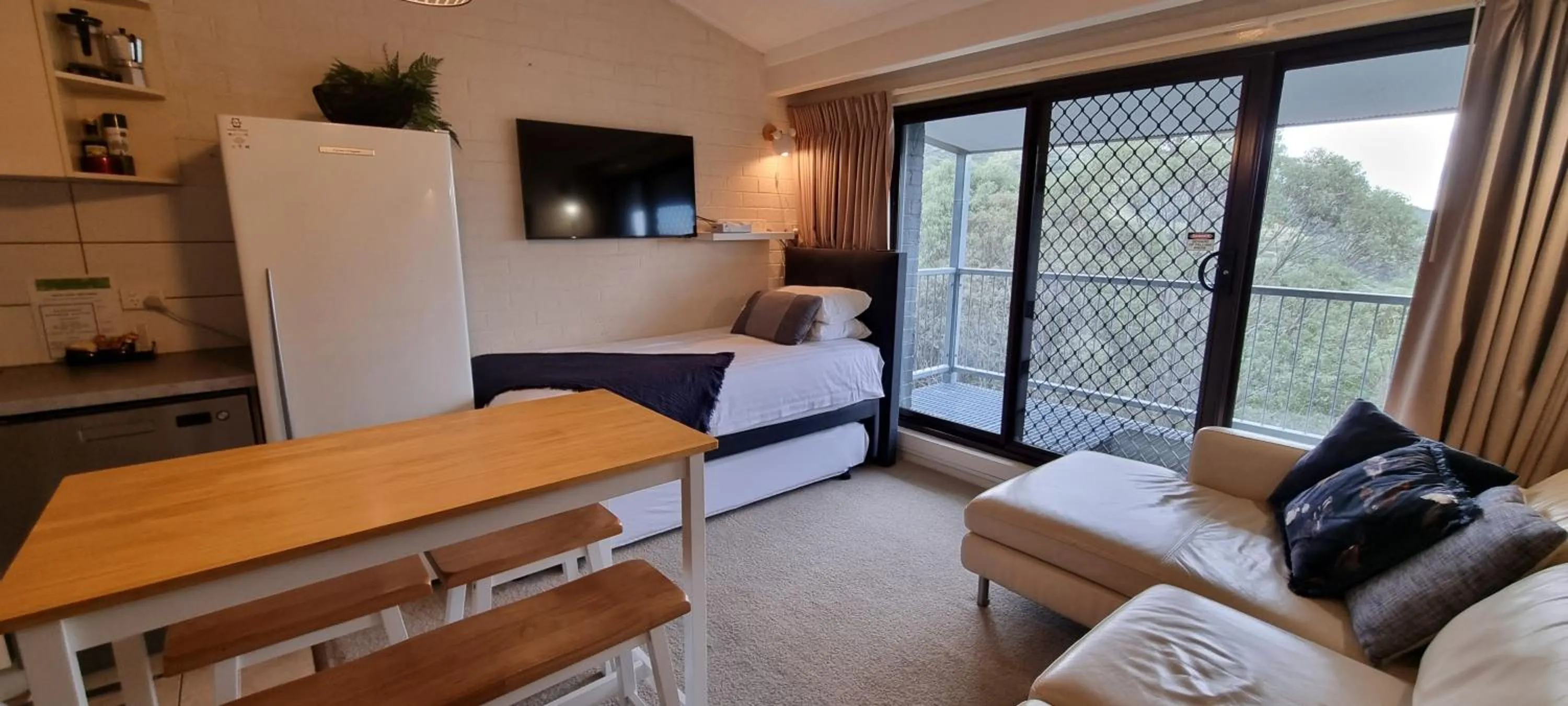 Cedarwood Apartments