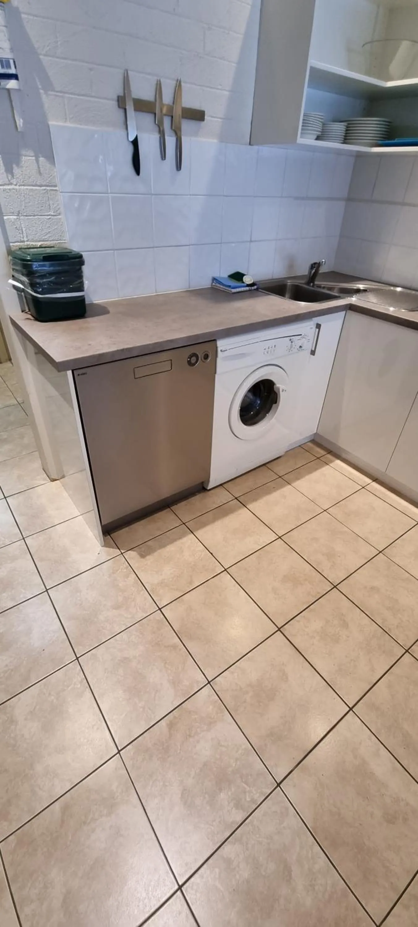 Cedarwood Apartments