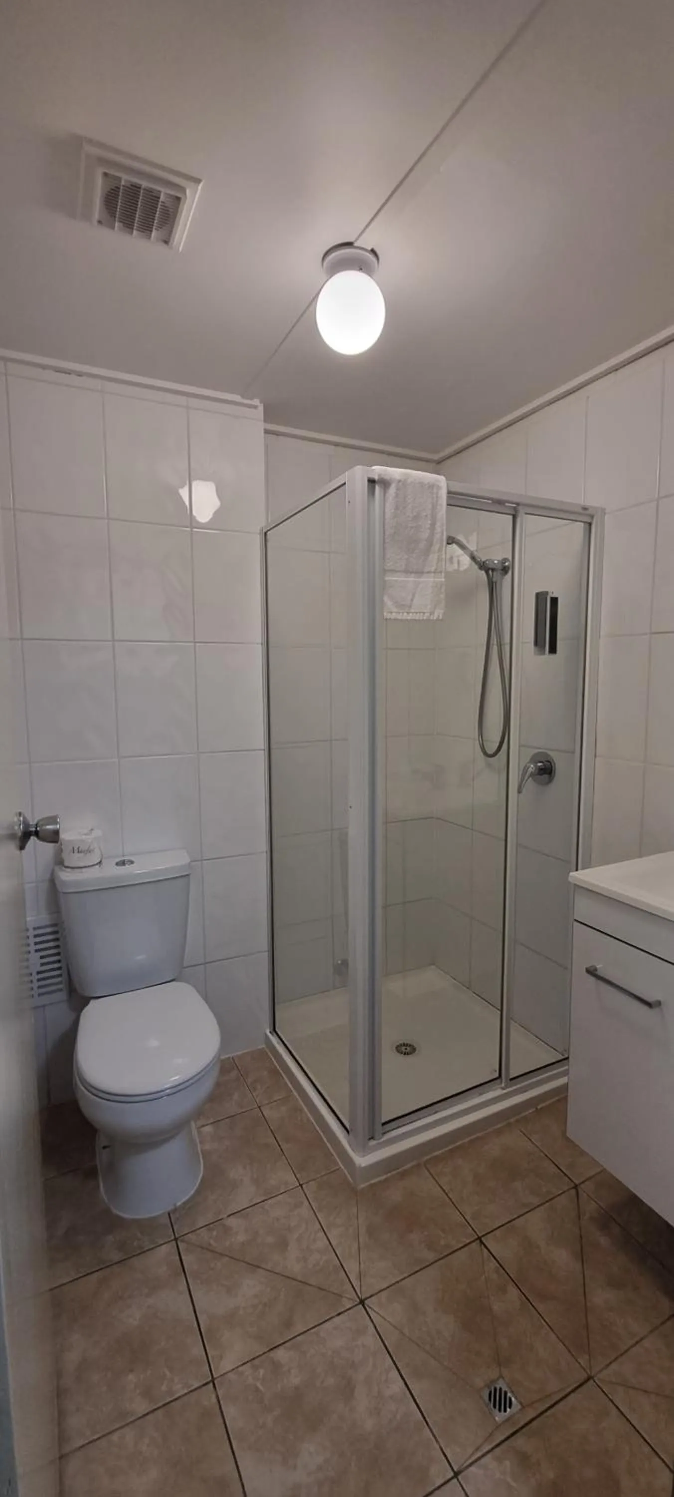 Cedarwood Apartments